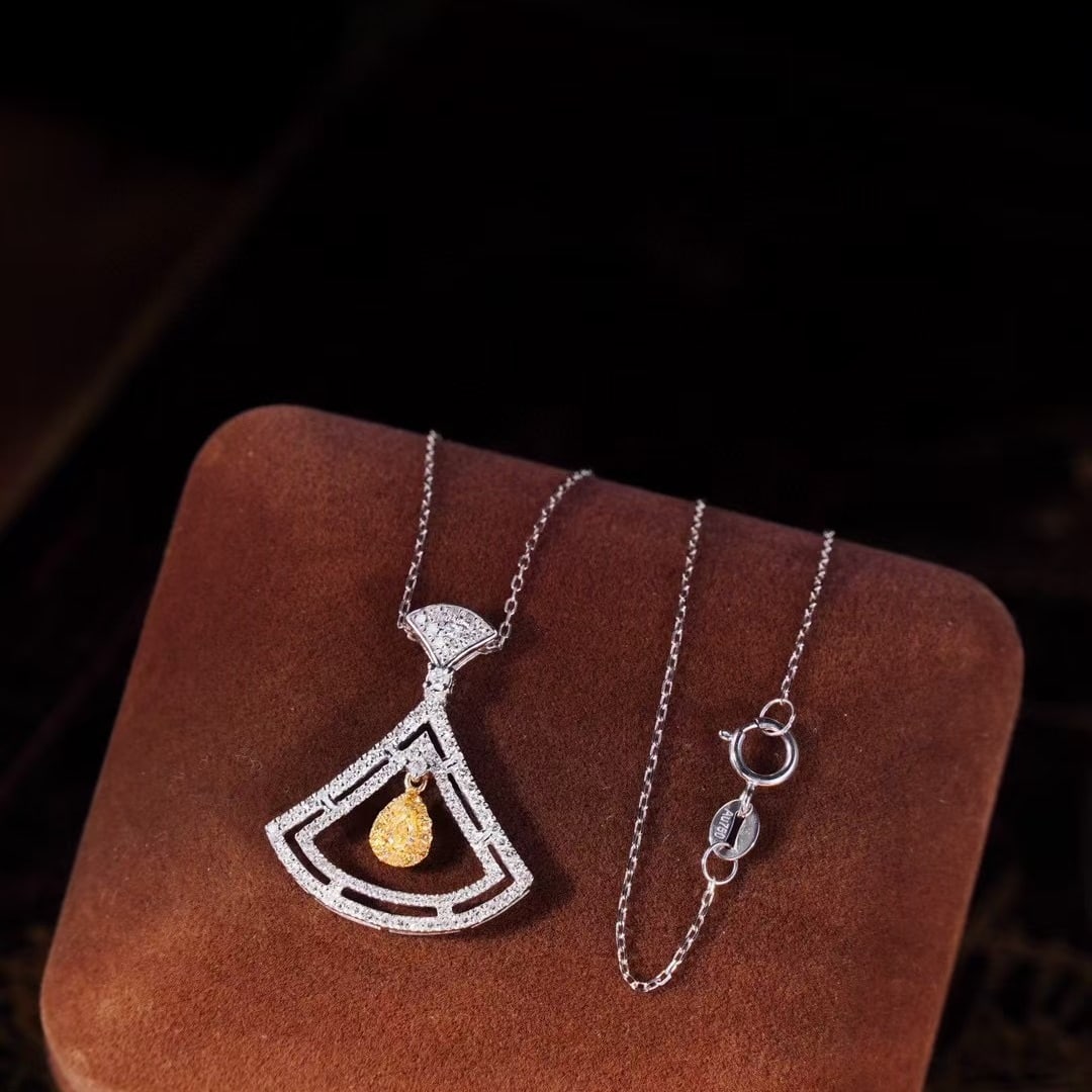 14k Gold 0.5 Ct Natural Color Diamond Necklace - 5