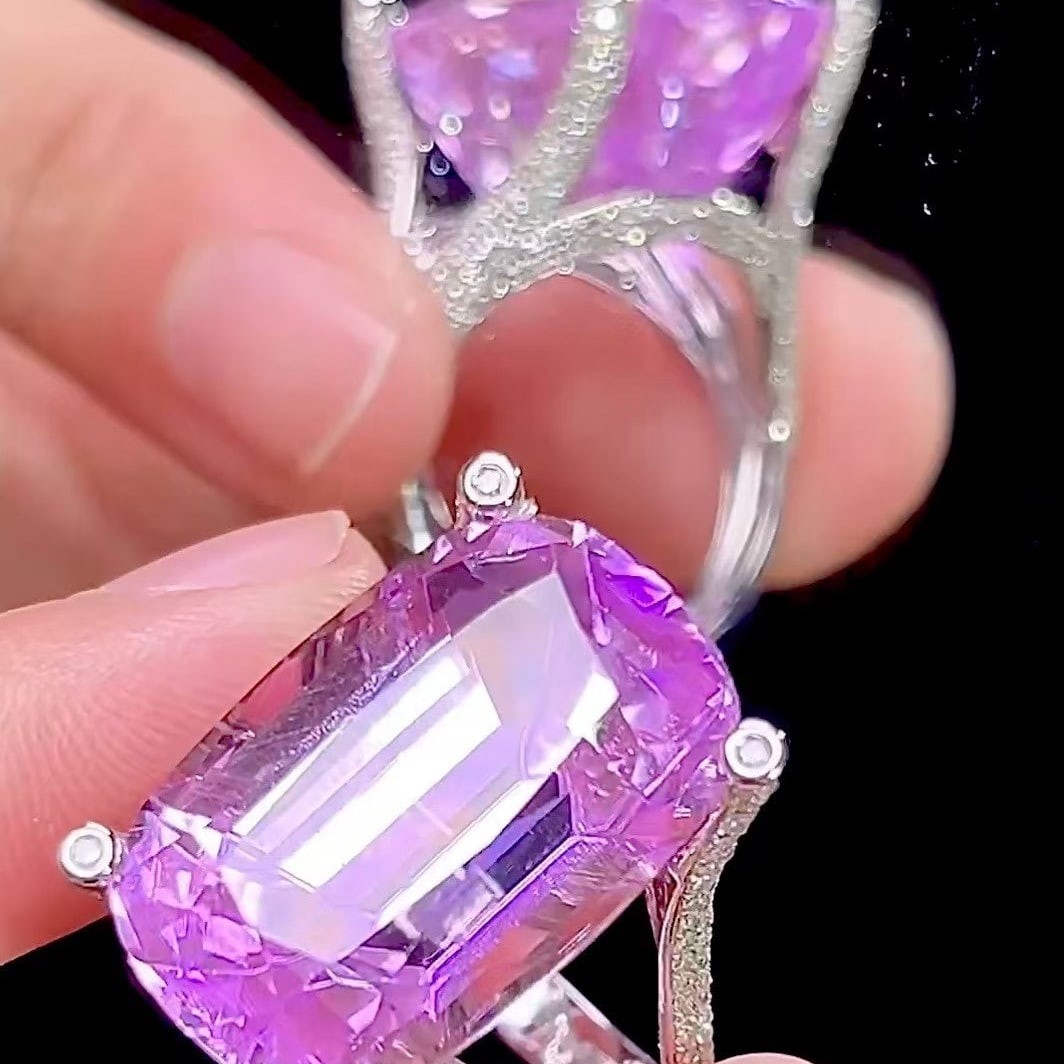 14k Gold 22.9 Ct Natural Kunzite & Diamond Ring - 2