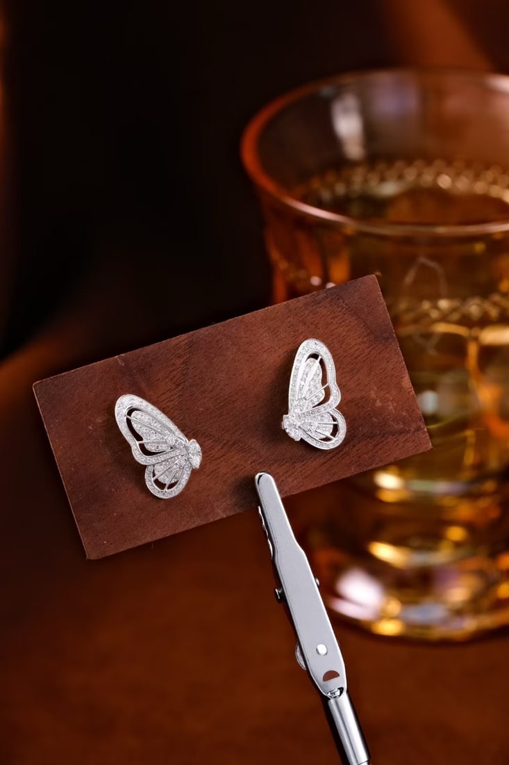 14k Gold 0.56 Ct Natural H Diamond & Butterfly Earrings - 3