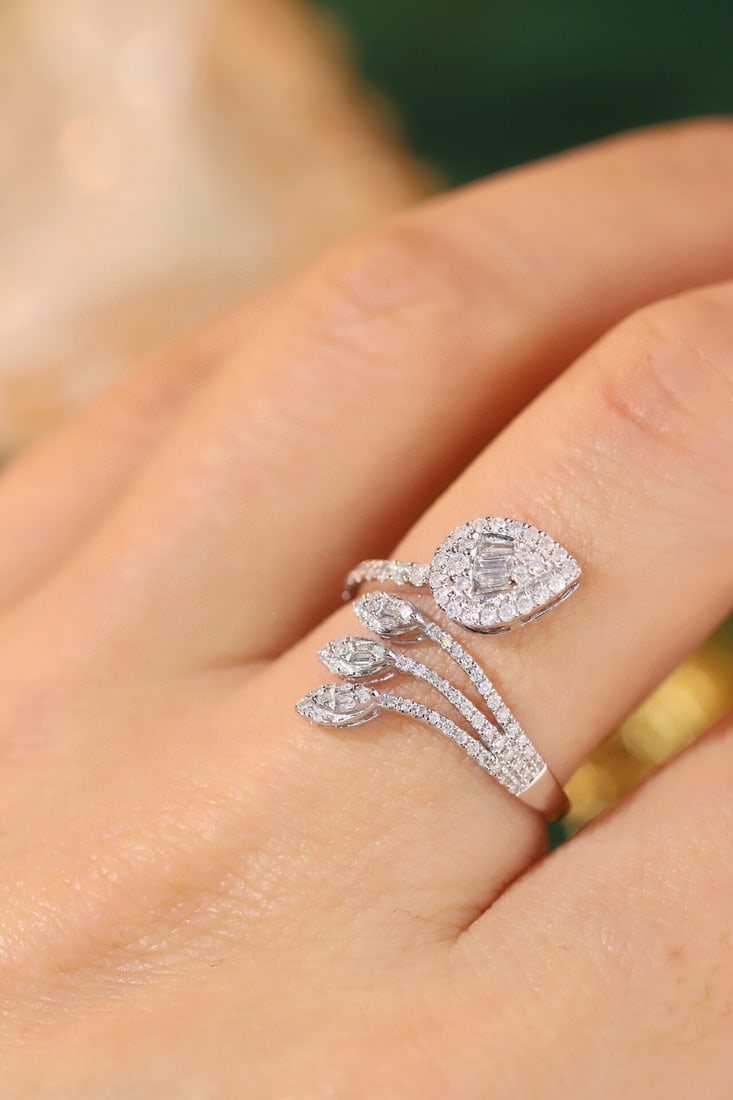 14k Gold 0.5 Ct Natural H Diamond Ring - 7