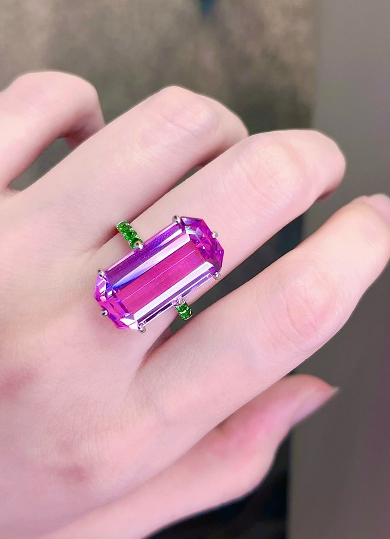 14k Gold 17.11 Ctw Natural Kunzite & Tsavorite Ring - 7