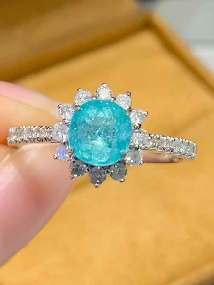 14k Gold 1.02 Ct Natural Paraiba Tourmaline & Diamond Ring: Ref:231111094 // gold content:14k gold // ring size:7. 25us // // main gemstone:paraiba tourmaline // shape:oval // carat weight:1. 02ct // color:blue // treatment:natural // // adjacent gemstone
