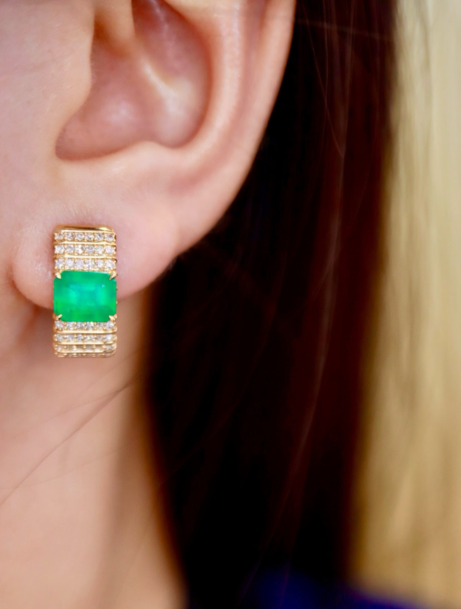 14k Gold 2.93 Ctw Vivid Green Natural Emerald & Diamond Earrings - 6