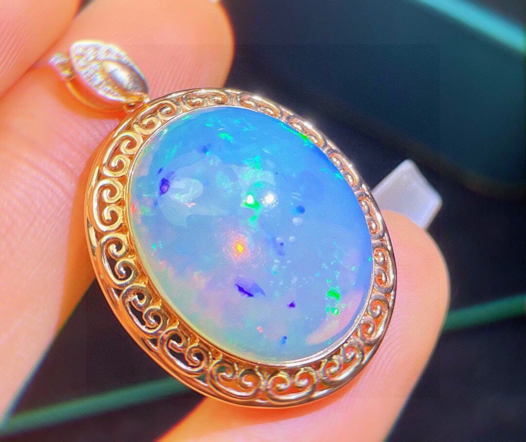 14k Gold 14.23 Ct Natural Opal & Diamond Pendant( Without Chain ) - 4