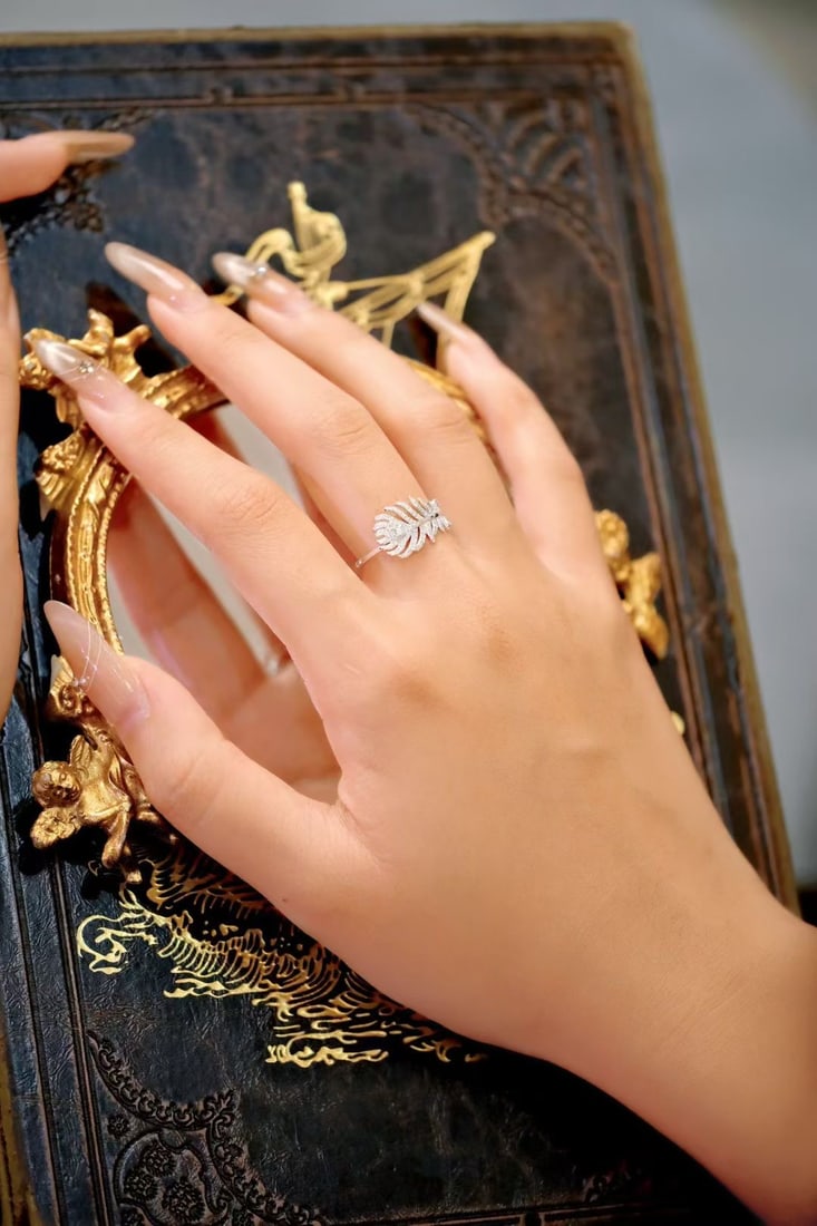 14k Gold 0.45 Ct Natural H Diamond Ring - 3