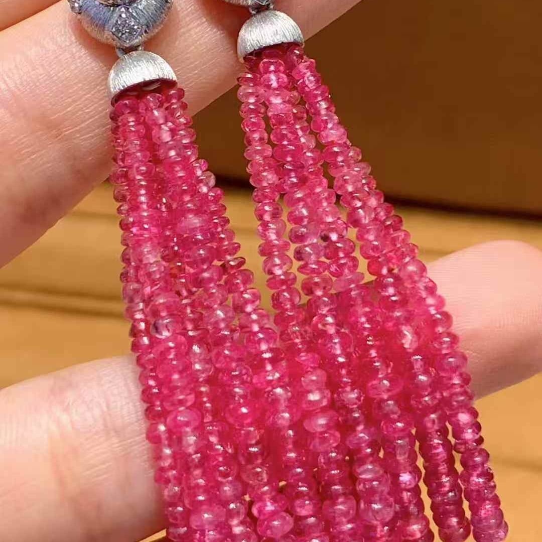 14k Gold 54.57 Ct Natural Spinel & Diamond Earrings: Ref:231111135 // gold content:14k gold // main gemstone:spinel // shape:bead // carat weight:54. 57ct // color:red // treatment:natural // // adjacent gemstone 2 : diamond // shape:round // clarity gr