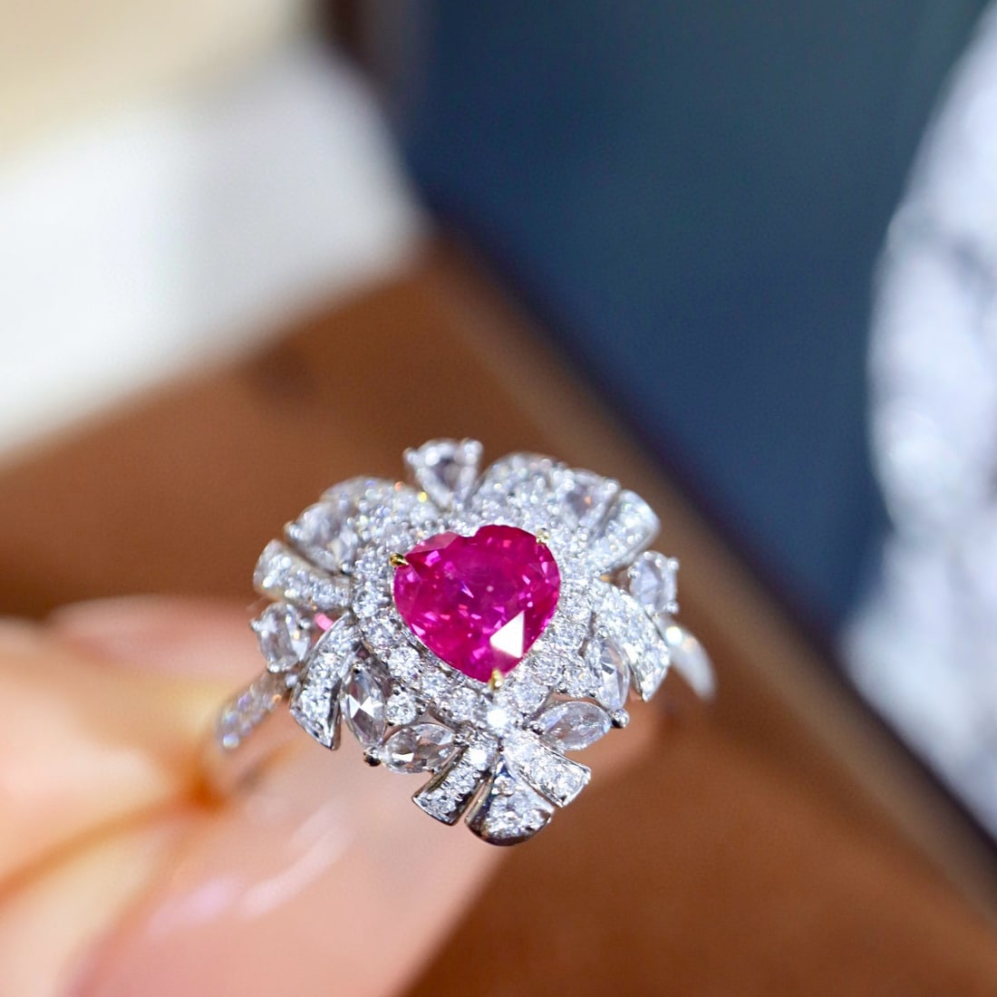 14k Gold 1.26 Ctw Natural Ruby & Diamond Ring - 4