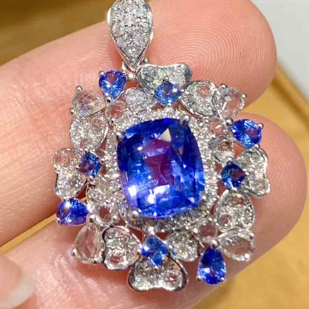 14k Gold 2.3 Ct Natural Sapphire & Diamond Pendant( Without Chain ) - 4