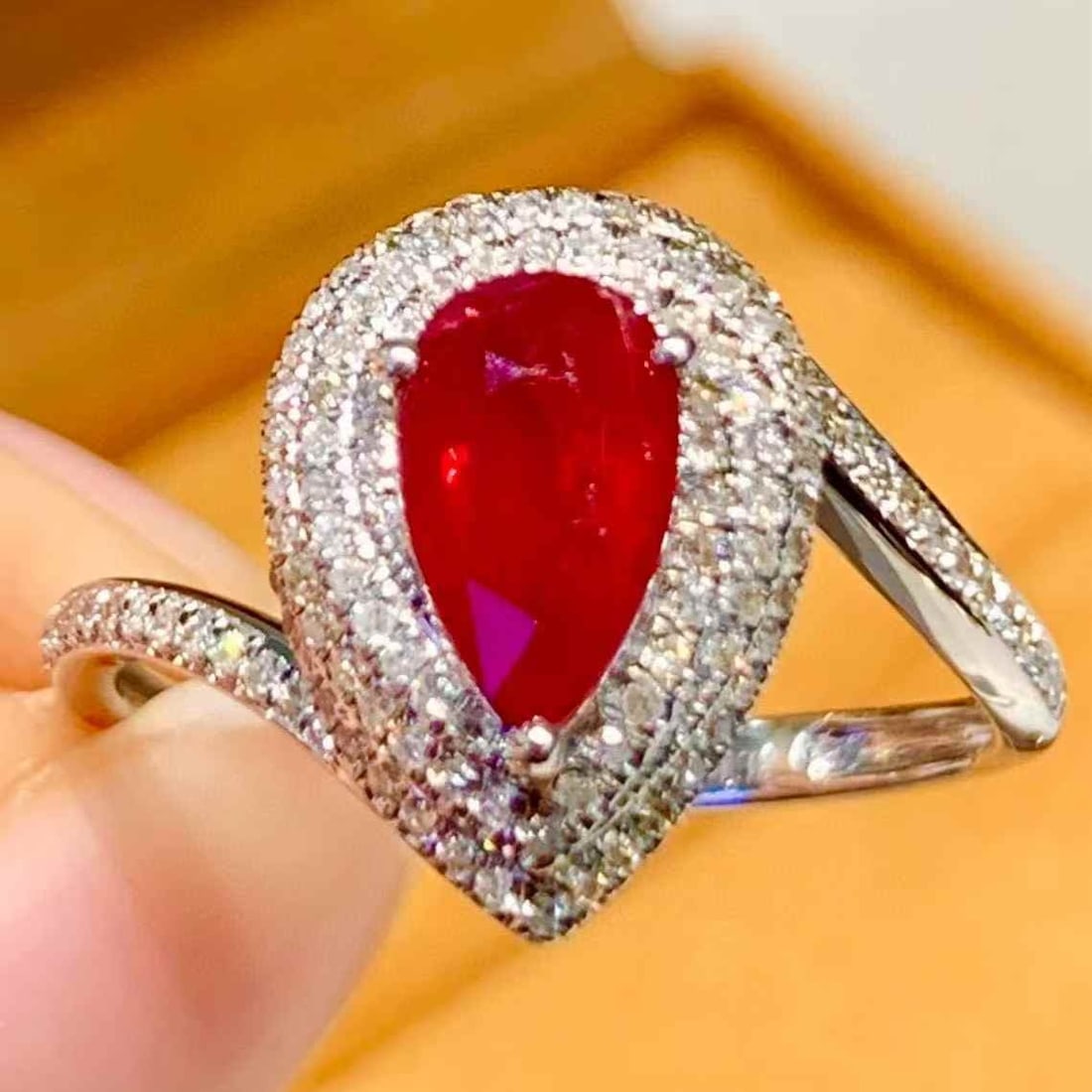 14k Gold 1.1 Ct Natural Ruby & Diamond Ring - 3