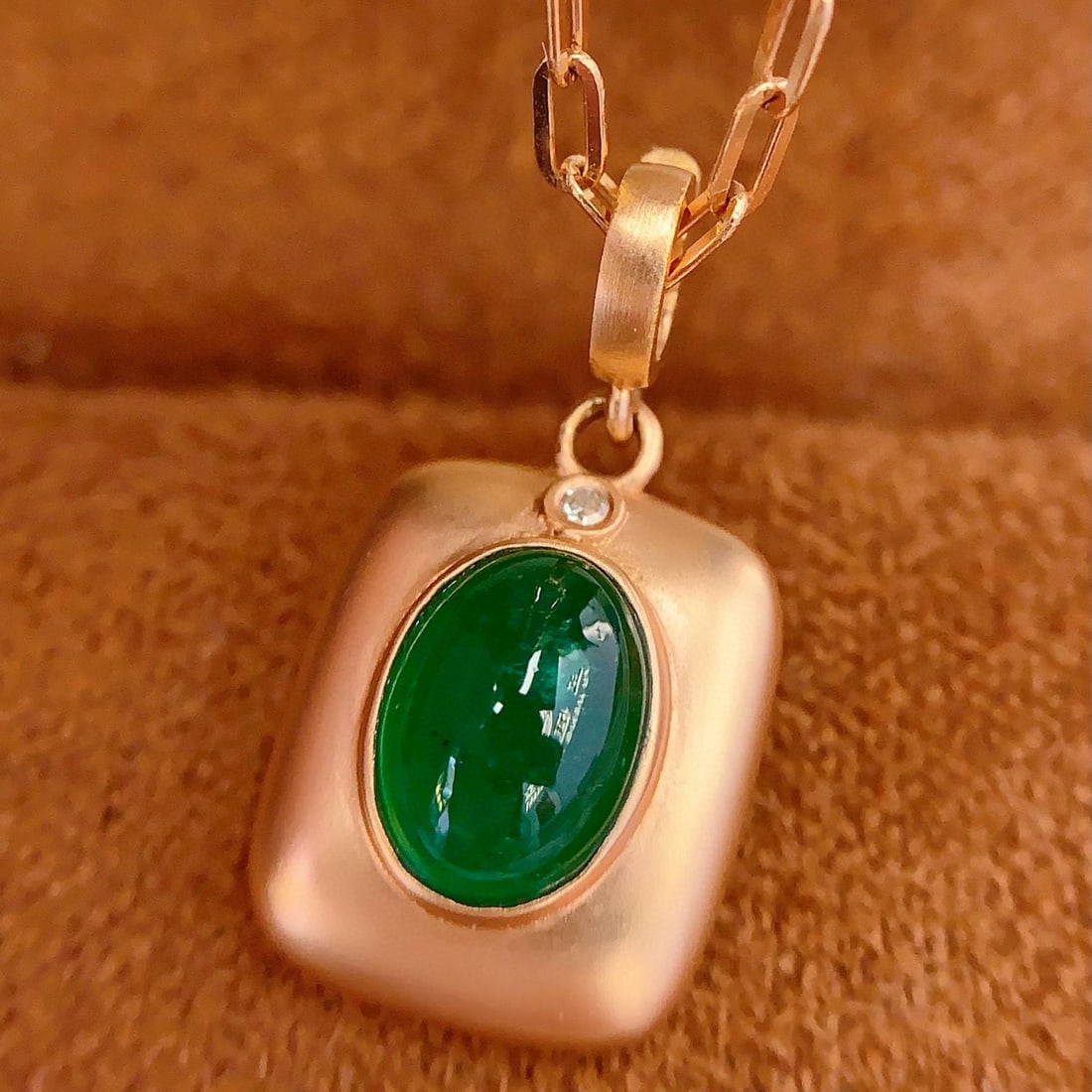 14k Gold 1 Ct Vivid Green Natural Emerald & Diamond Pendant( Without Chain ) - 2