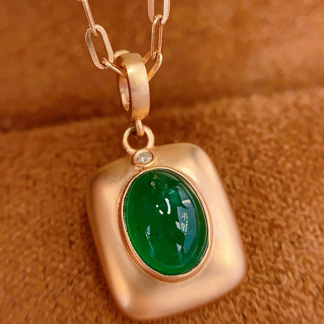 14k Gold 1 Ct Vivid Green Natural Emerald & Diamond Pendant( Without Chain ) - 4