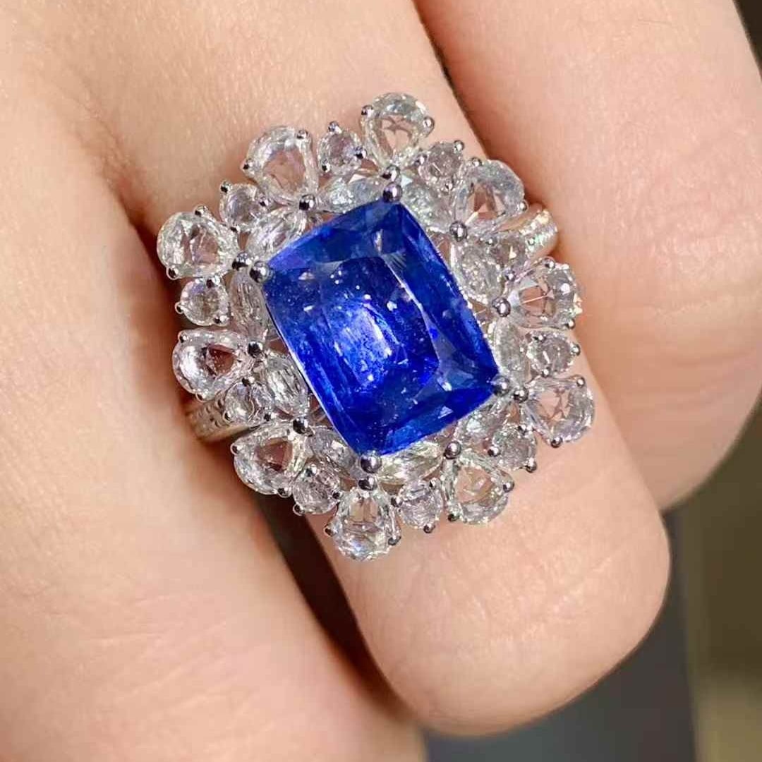 14k Gold 3 Ct Natural Sapphire & Diamond Ring - 4