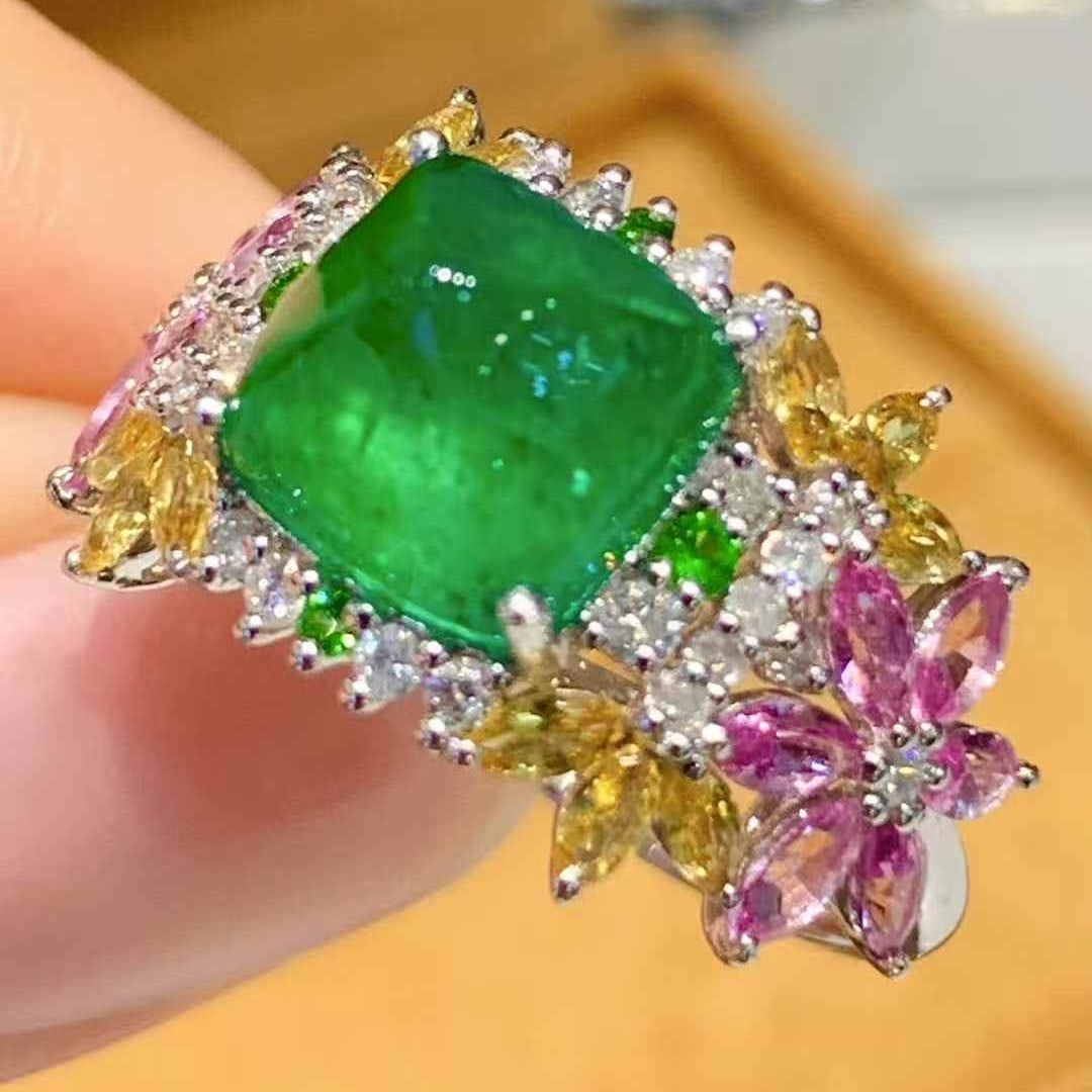 14k Gold 3.1 Ct Natural Emerald & Diamond Ring - 5