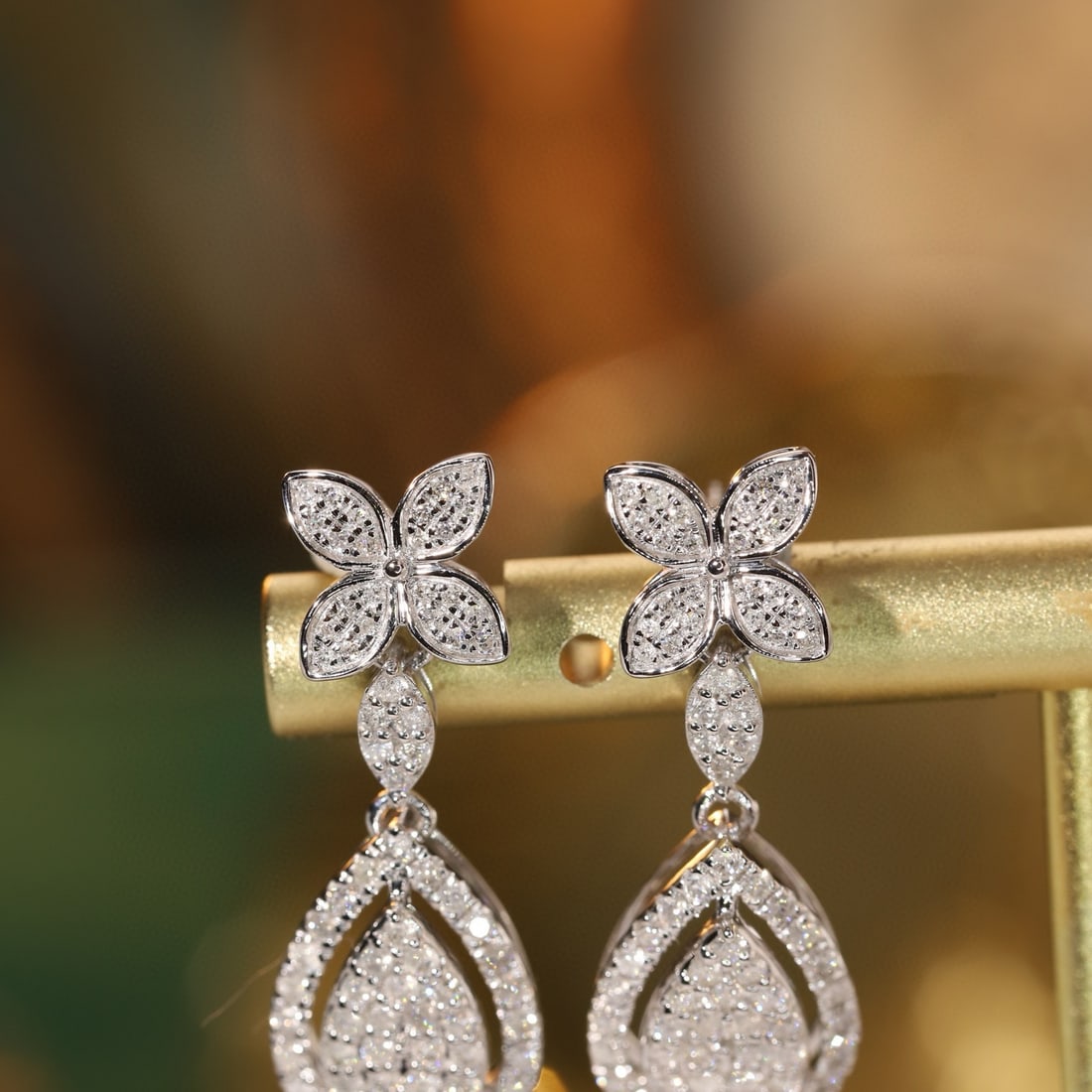 14k Gold 1.2 Ct Natural H Diamond Earrings - 7