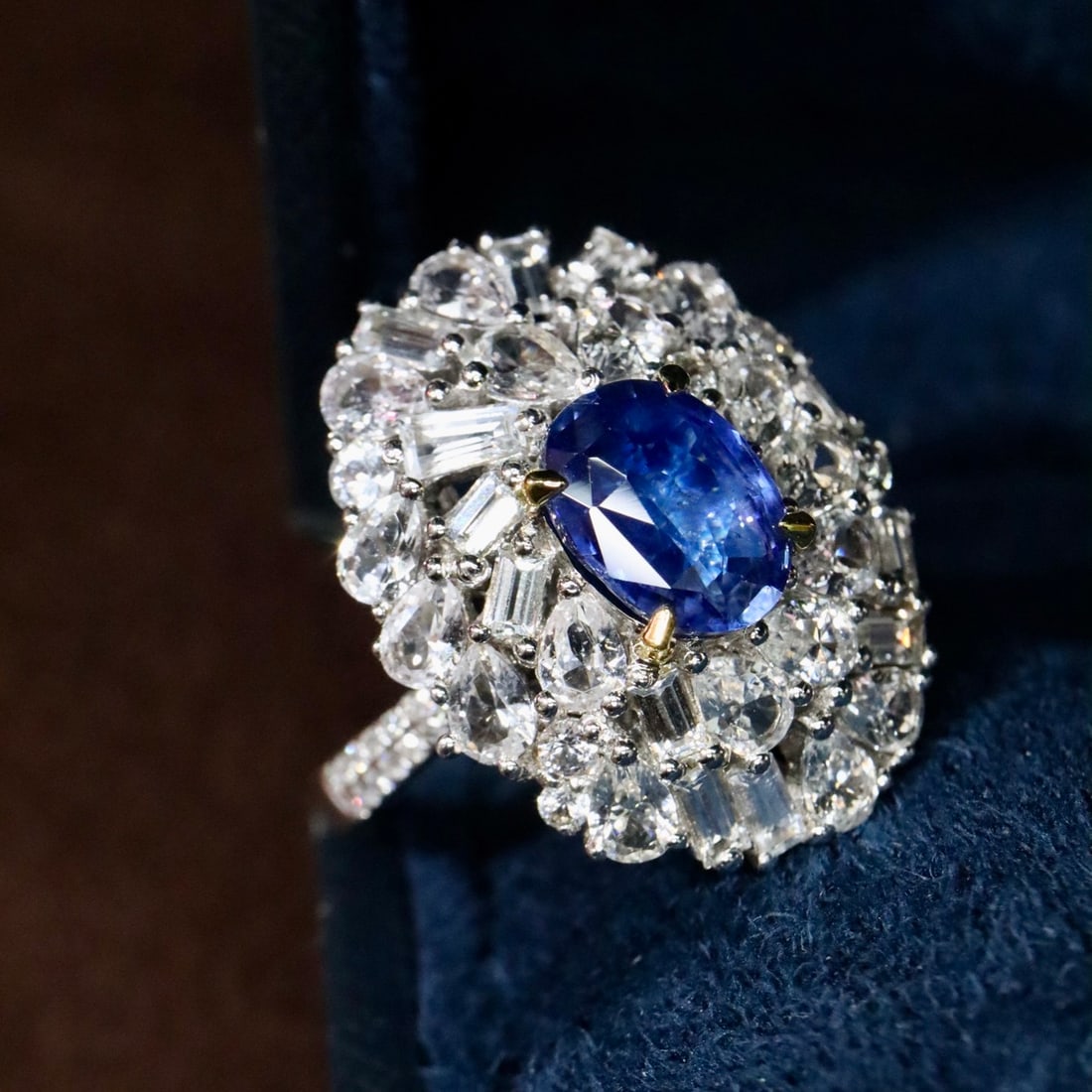 14k Gold 1.80 Ctw Natural Sapphire & Diamond Ring - 3