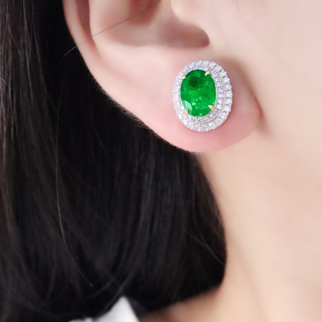 14k Gold 4.48 Ctw Vivid Green Natural Emerald & Diamond Earrings - 5