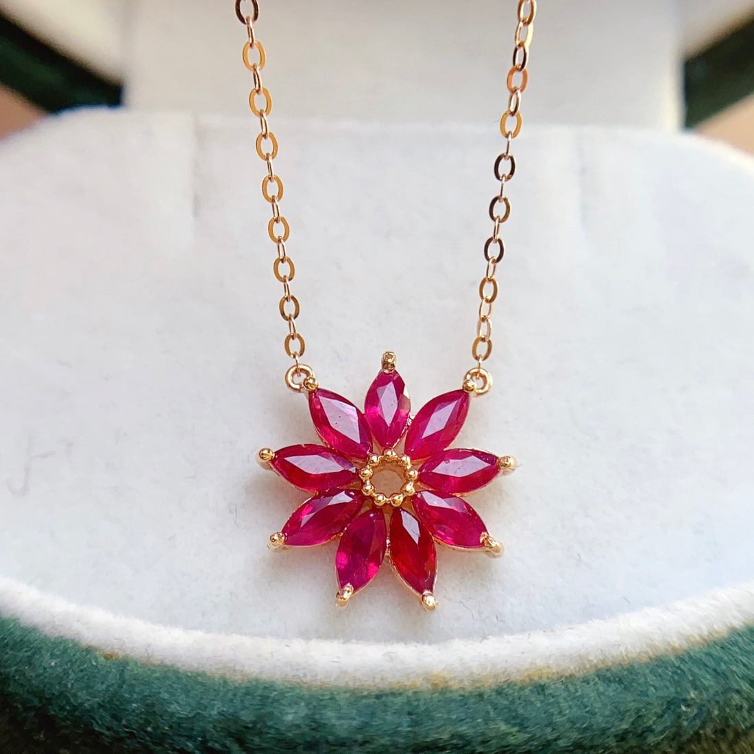 14k Gold 1.80 Ct Natural Ruby Necklace - 2