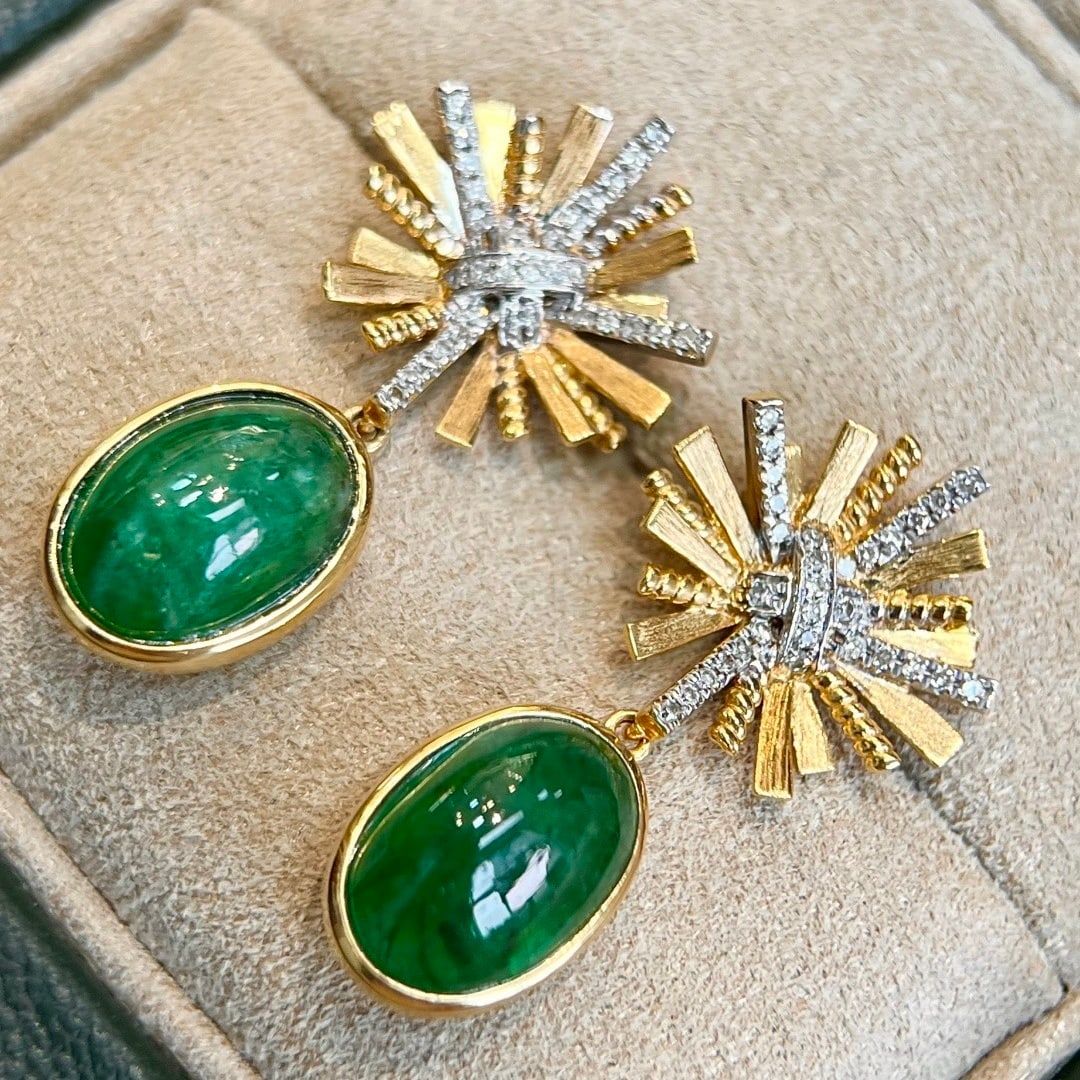 14k Gold 4.87 Ctw Natural Emerald & Diamond Earrings - 6