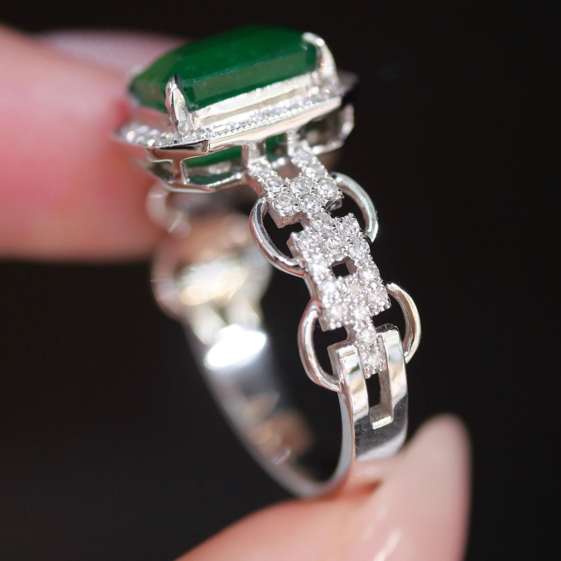 14k Gold 1.95 Ctw Vivid Green Natural Emerald & Diamond Ring - 3