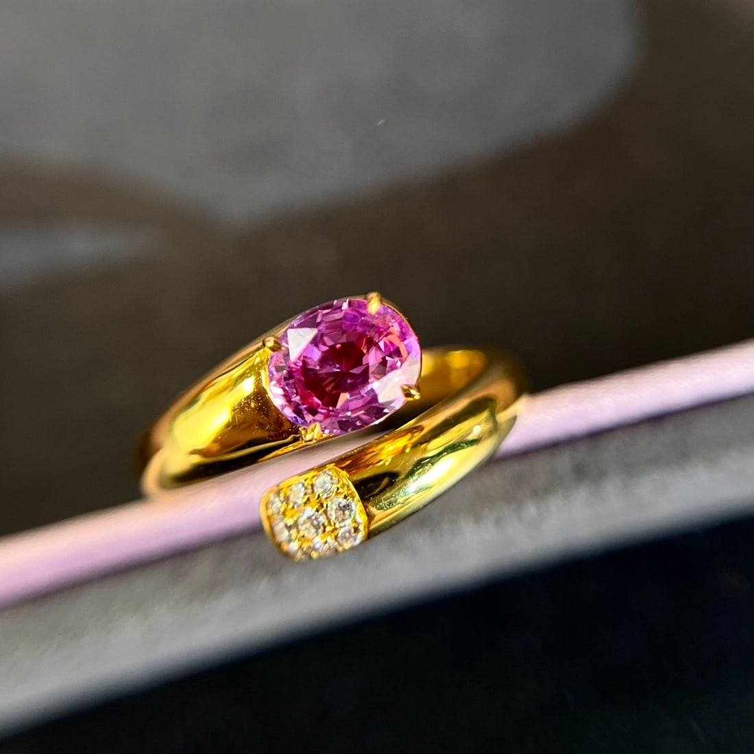 14k Gold 1.19 Ctw Natural Padparadscha Sapphire & Diamond Ring - 5