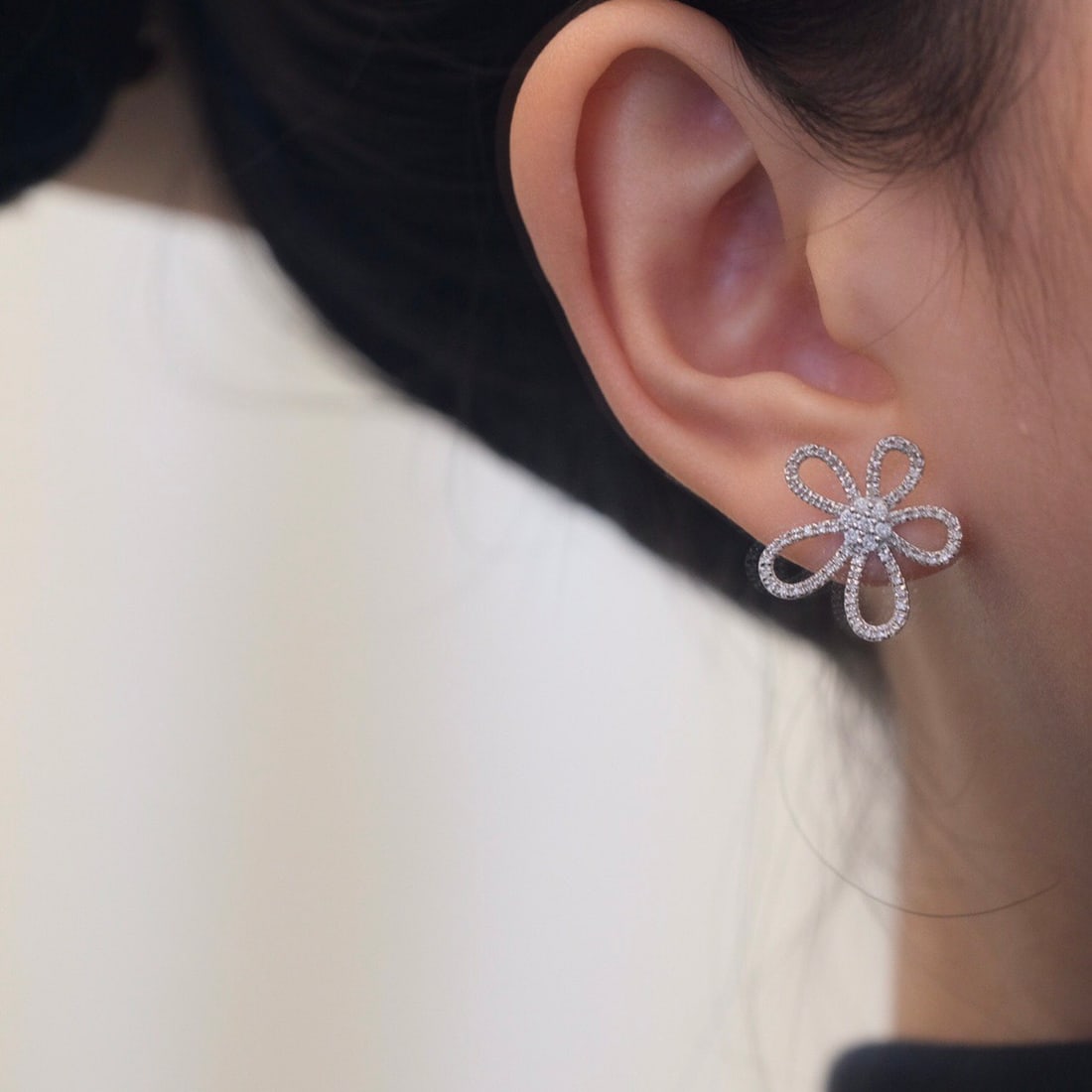 14k Gold 1.2 Ct Natural H Diamond Earrings - 6