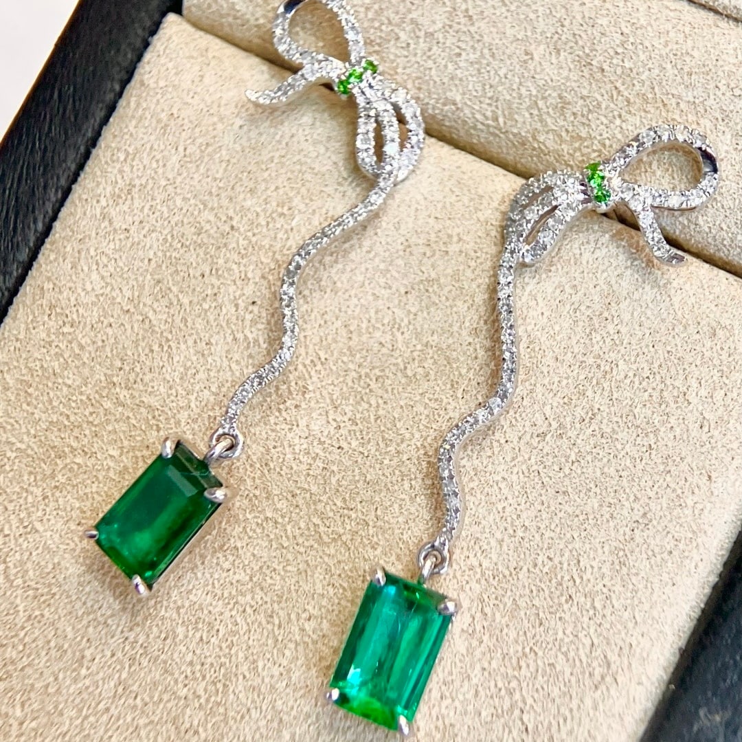 14k Gold 2.84 Ctw Vivid Green Natural Emerald & Diamond Earrings - 4