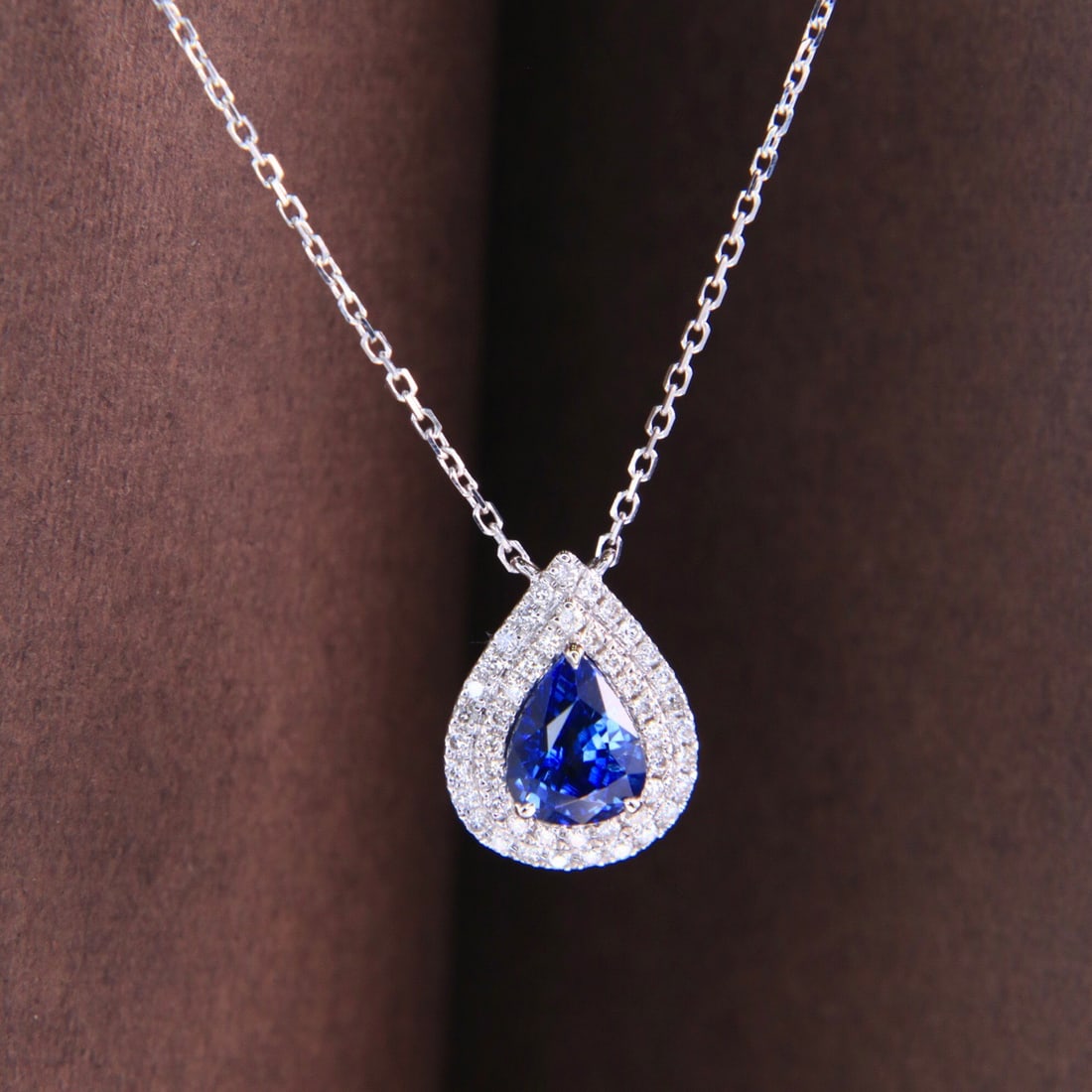 14k Gold 1.12 Ctw Vivid Blue Natural Sapphire & Diamond Necklace - 6