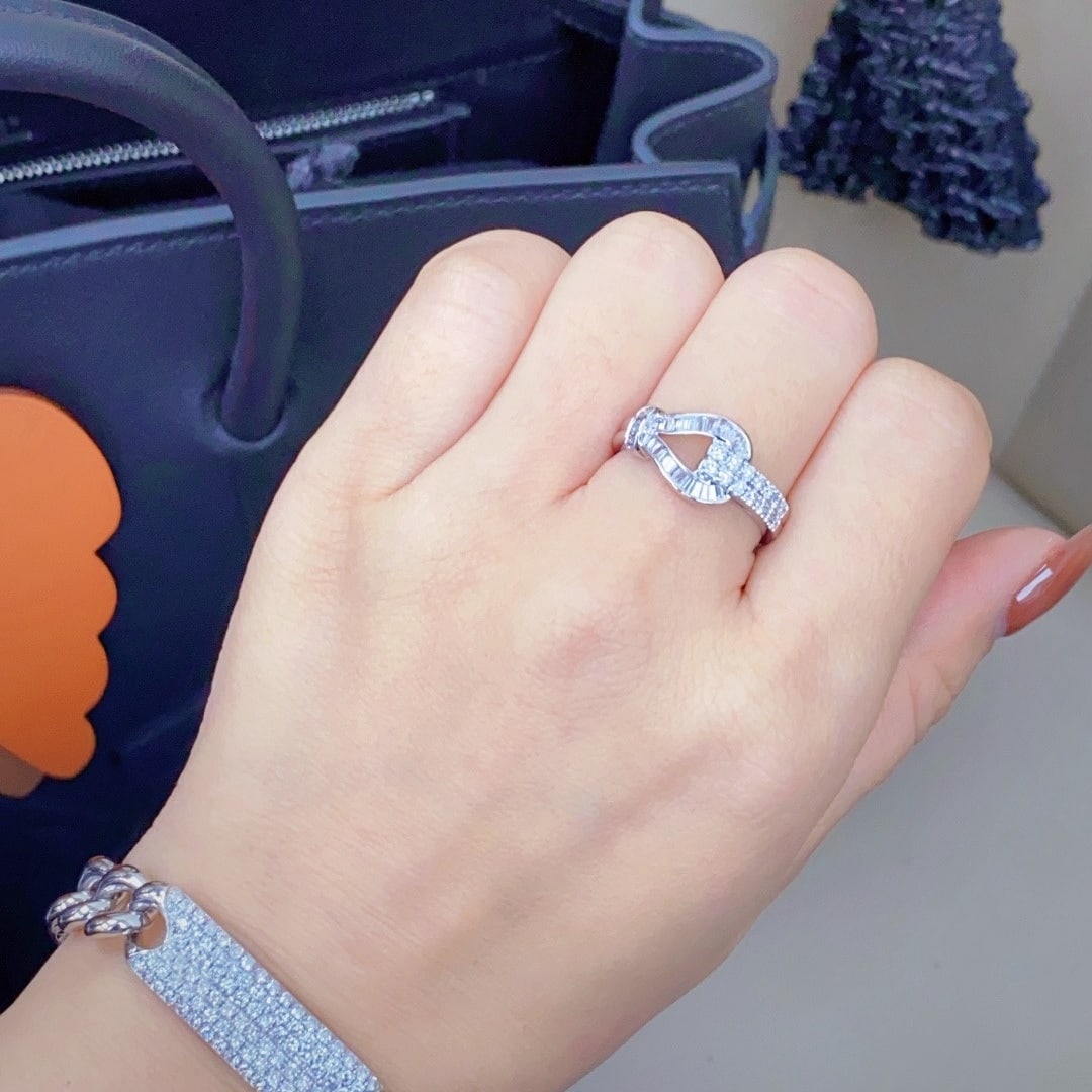 14k Gold 0.47 Ct Natural H Diamond Ring - 5