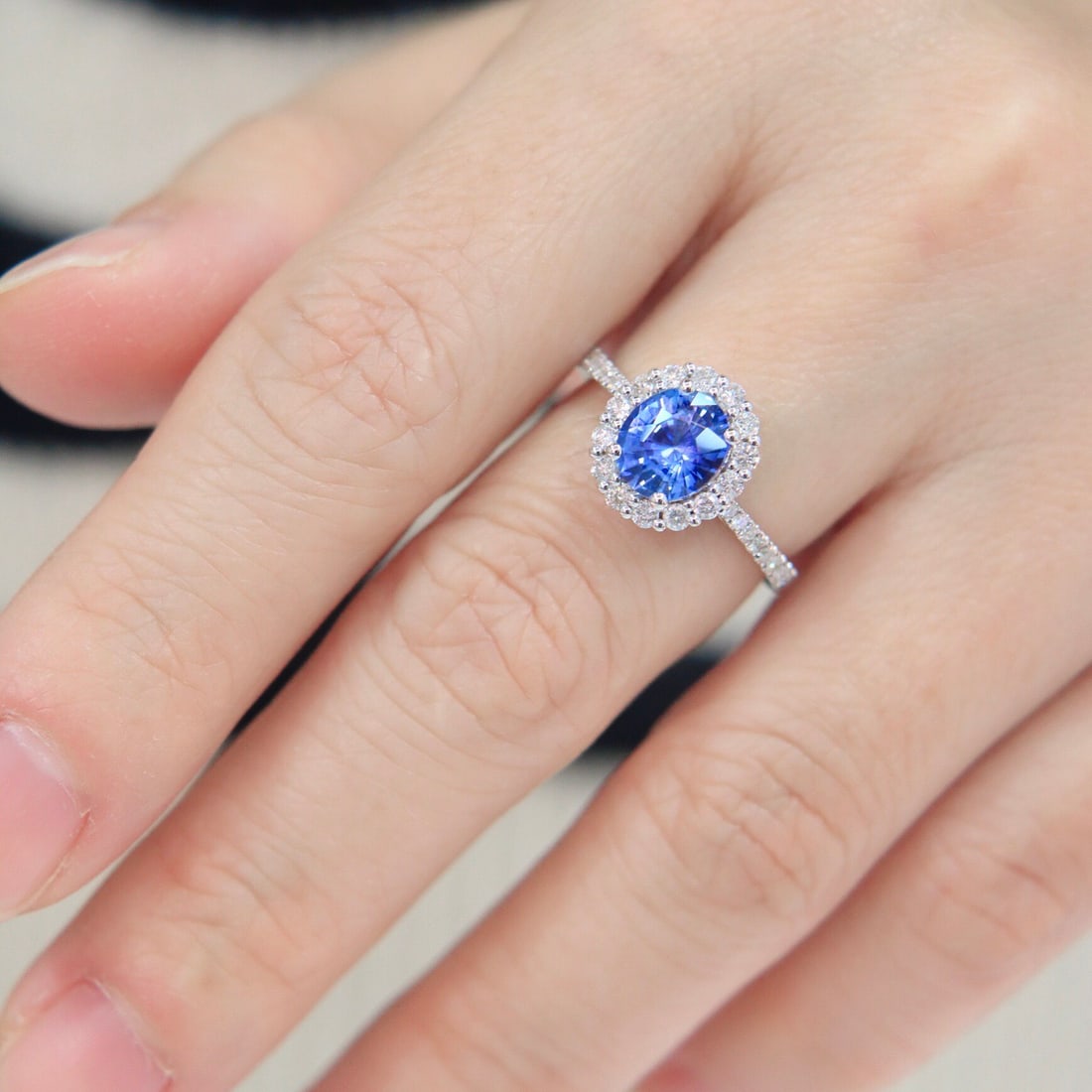 14k Gold 1.85 Ctw Natural Sapphire & Diamond Ring - 5