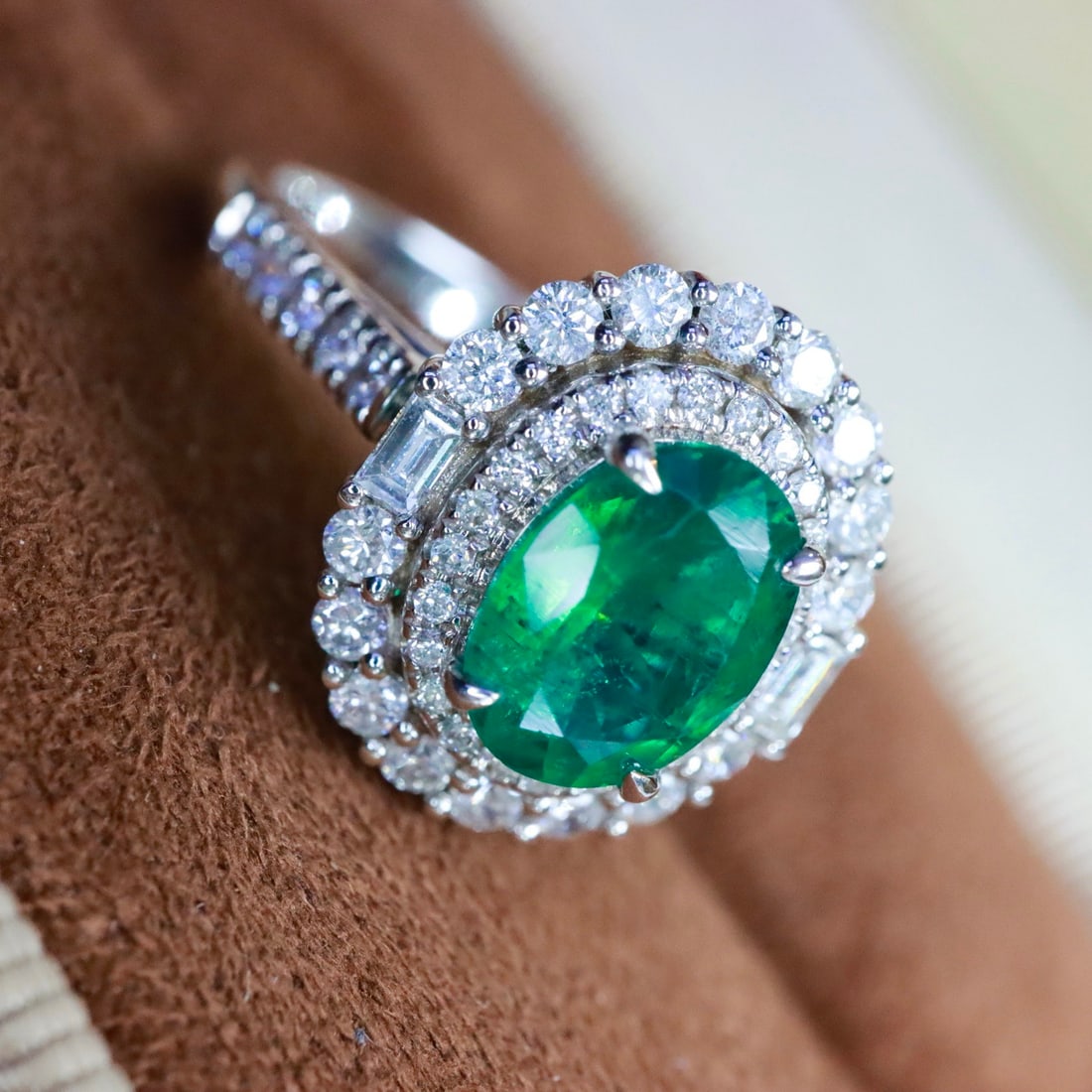 14k Gold 1.96 Ctw Vivid Green Natural Emerald & Diamond Ring/pendant( Without Chain ) - 2