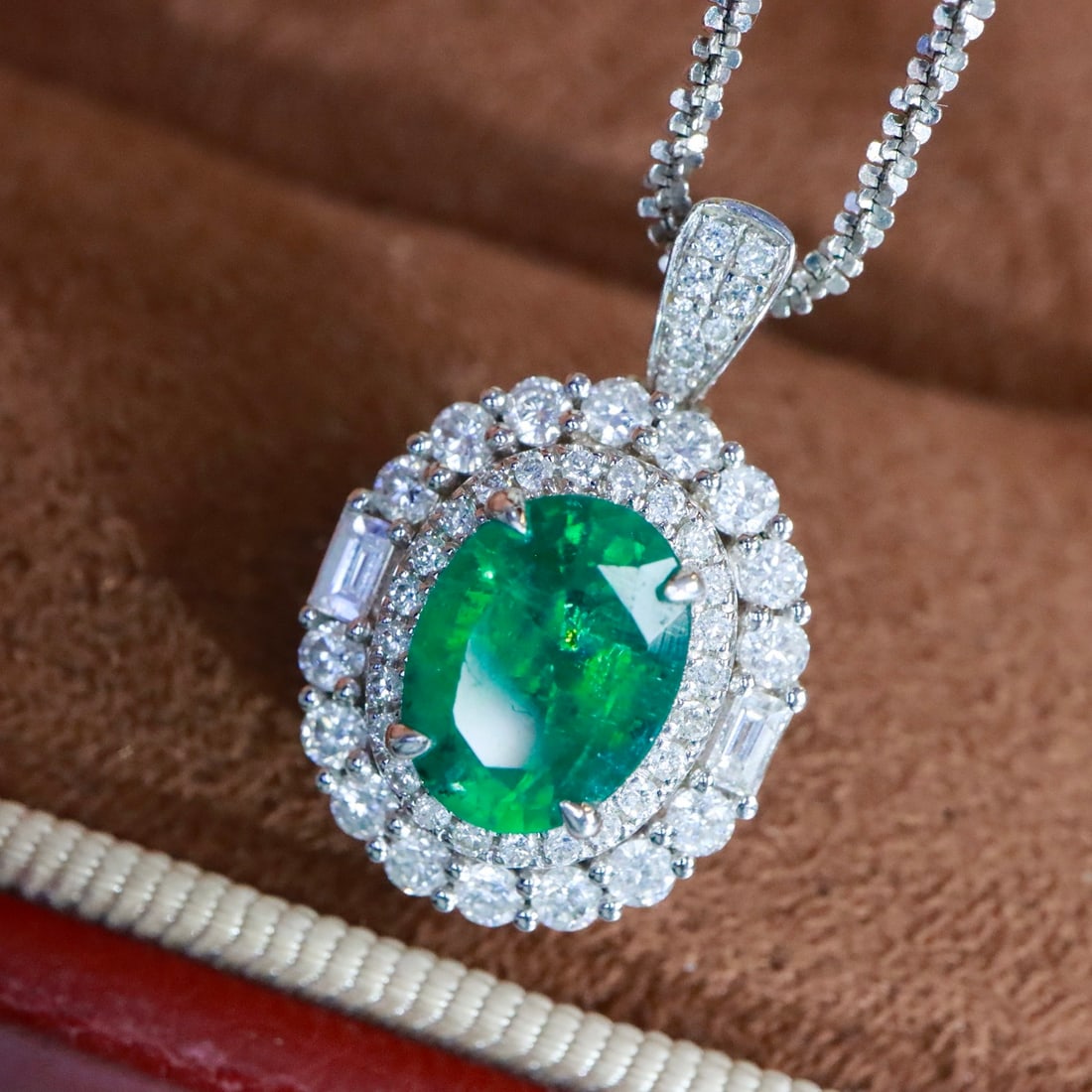 14k Gold 1.96 Ctw Vivid Green Natural Emerald & Diamond Ring/pendant( Without Chain ) - 5