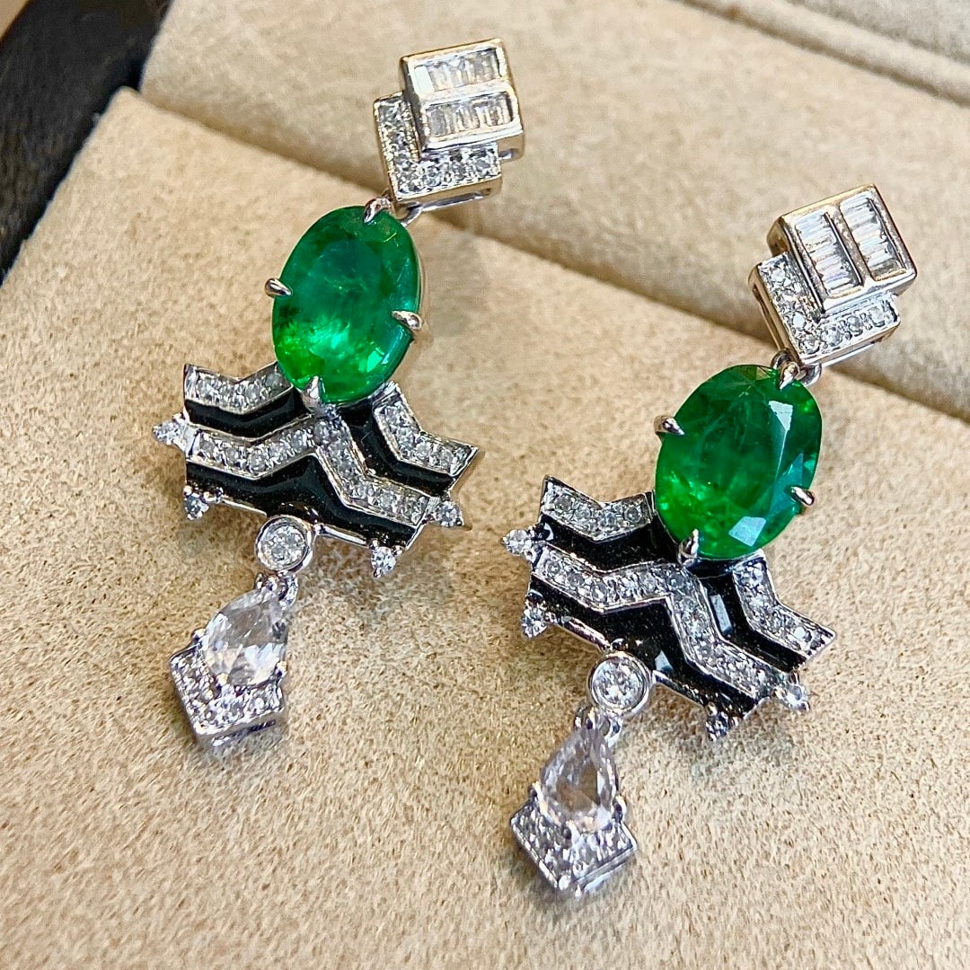 14k Gold 2.86 Ctw Vivid Green Natural Emerald & Diamond Earrings - 6