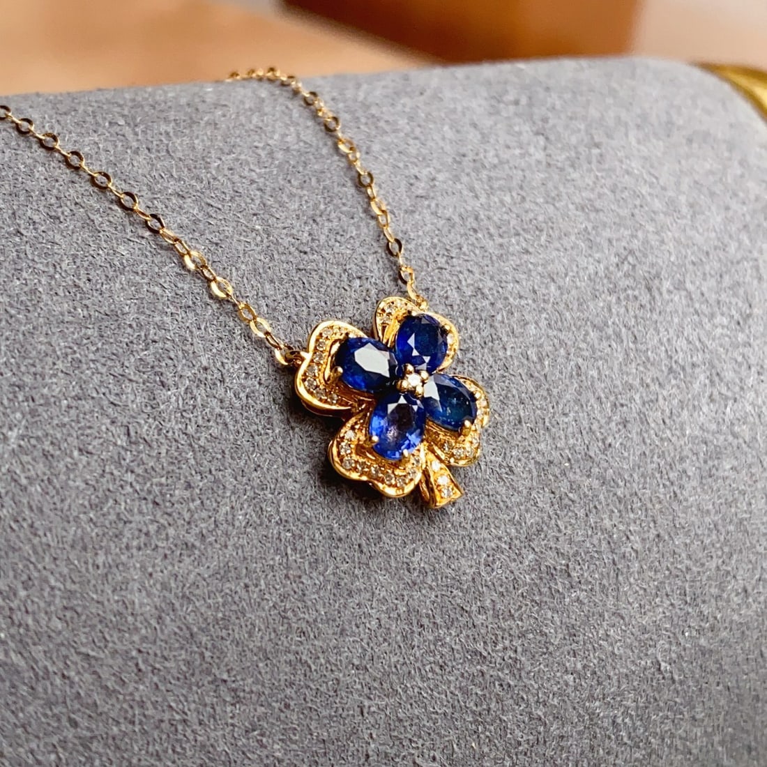 14k Gold 1.65 Ct Natural Sapphire & Diamond Necklace - 2