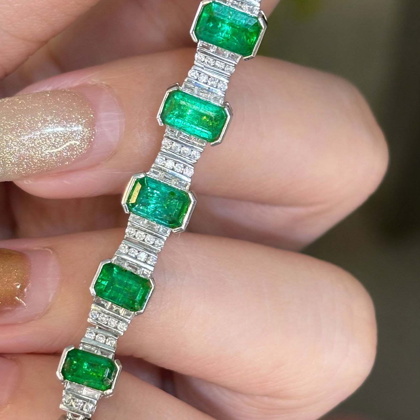 14k Gold 4.1 Ct Natural Emerald & Diamond Bracelet - 2