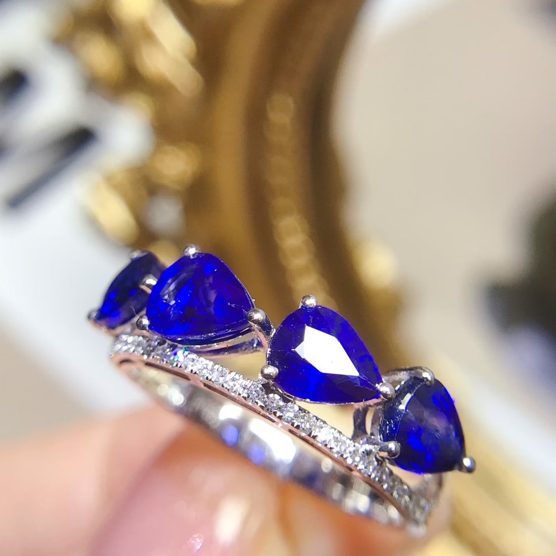 14k Gold 2.7 Ct Vivid Blue Natural Sapphire & Diamond Ring - 2
