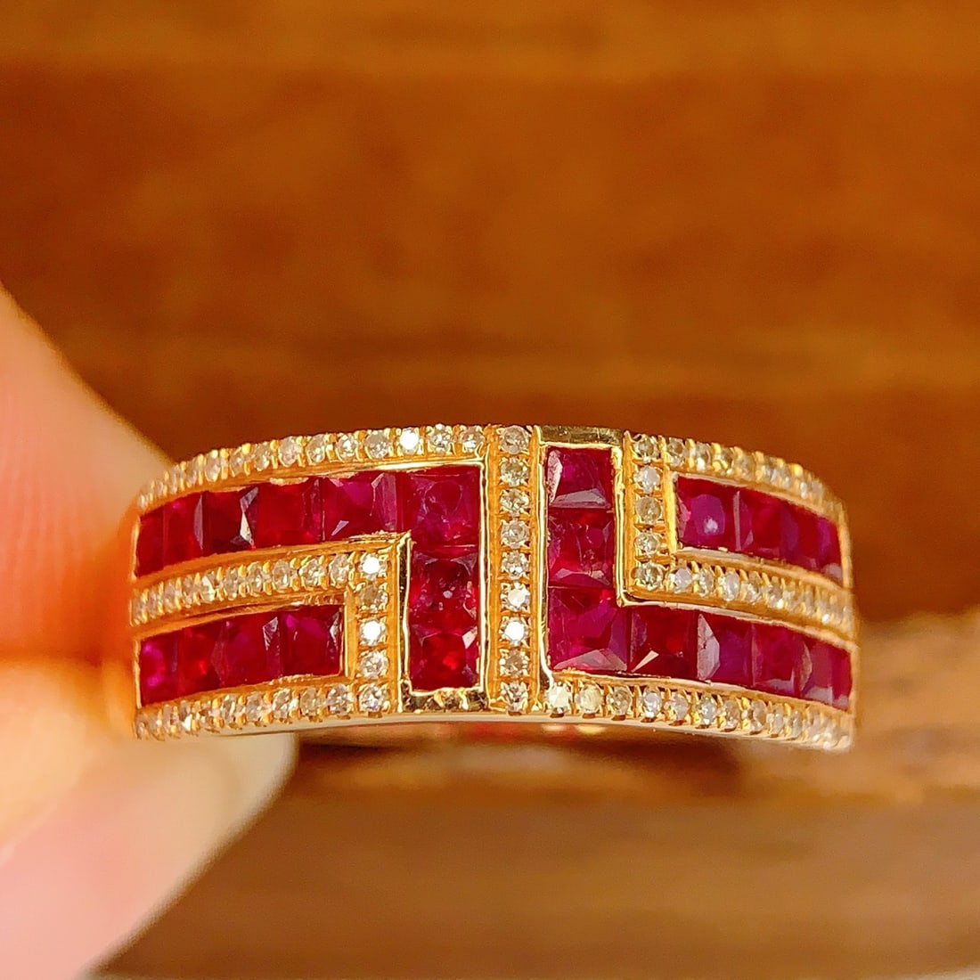 14k Gold 2.2 Ct Natural Ruby & Diamond Ring - 4