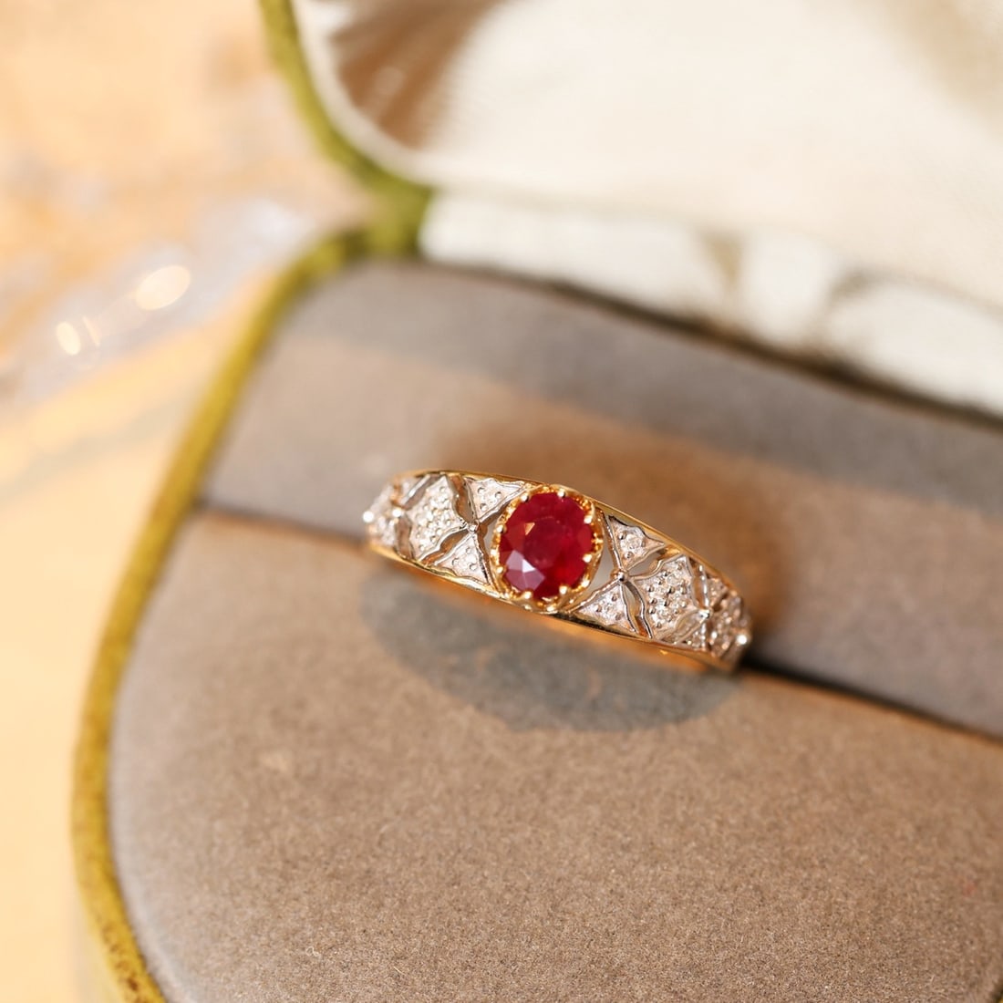 14k Gold 0.66 Ctw Natural Ruby & Diamond Ring - 2