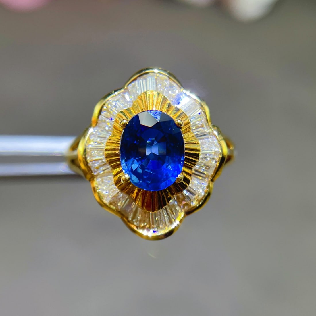 14k Gold 2.03 Ctw Natural Sapphire & Diamond Ring: Ref:231112398 // gold content:14k gold // ring size:7. 25us // // main gemstone:sapphire // shape:oval // carat weight:1. 40ct // color:blue // treatment:natural // // adjacent gemstone 2 :