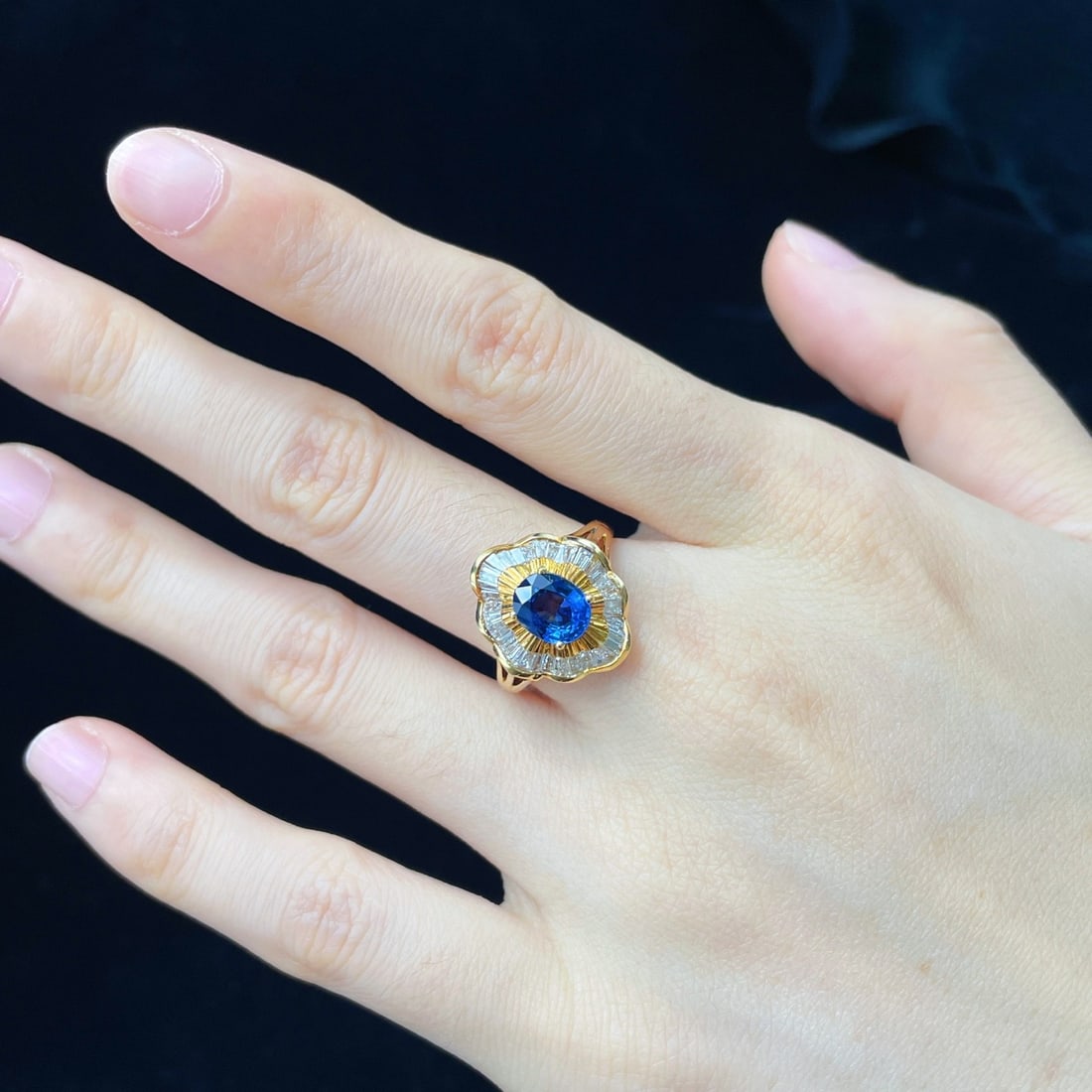 14k Gold 2.03 Ctw Natural Sapphire & Diamond Ring - 6