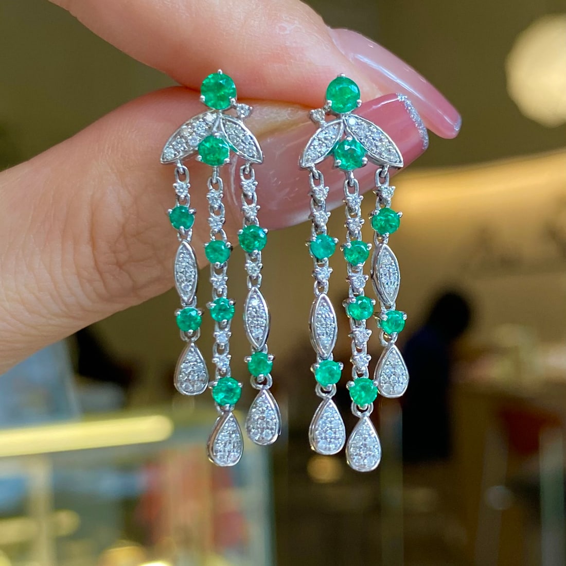 14k Gold 1.72 Ctw Natural Emerald & Diamond Earrings - 5