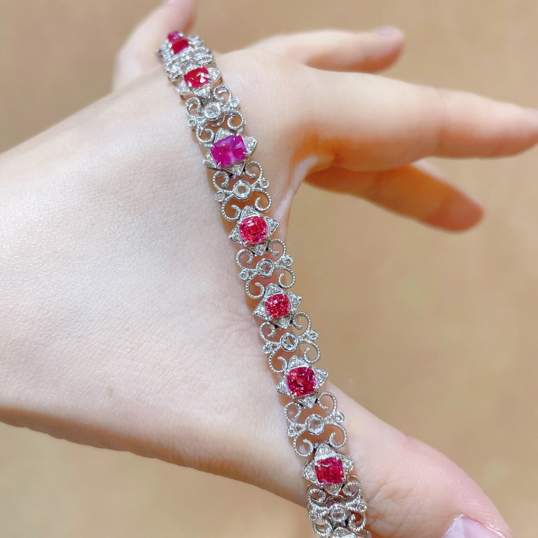 14k Gold 7.77 Ctw Natural Spinel & Diamond Bracelet - 3