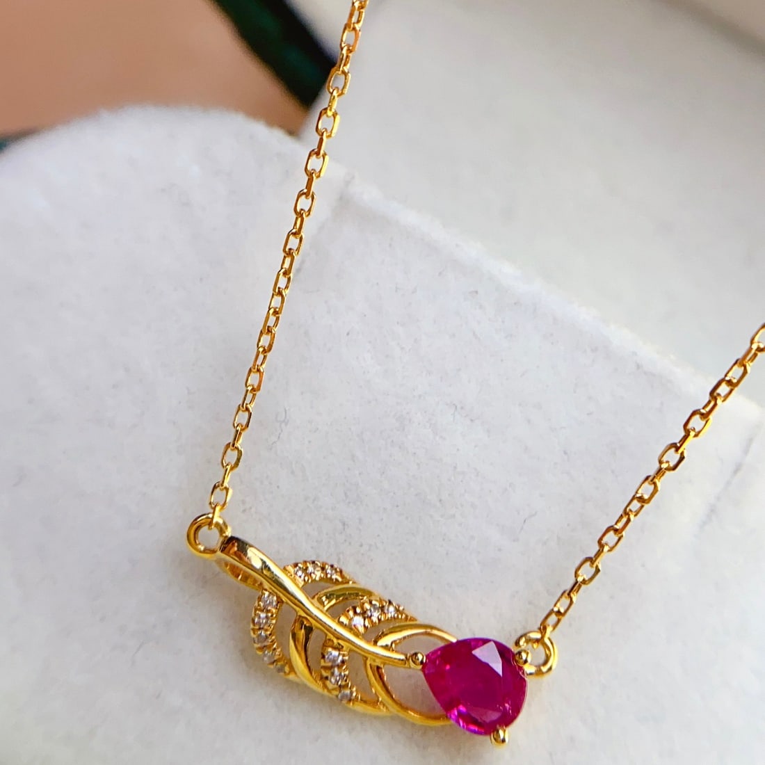 14k Gold 0.45 Ct Natural Ruby & Diamond Necklace - 2