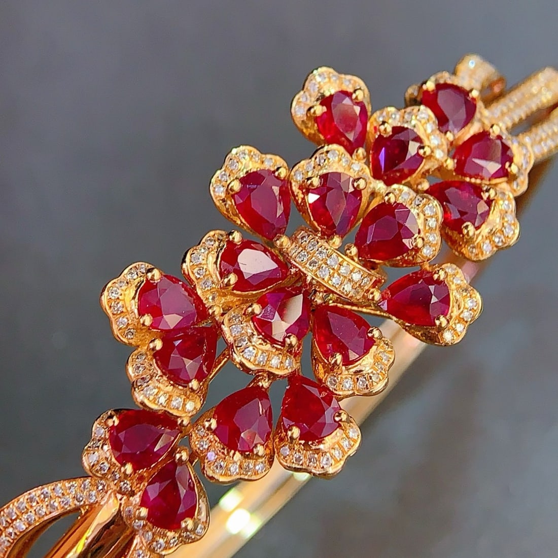 14k Gold 6.3 Ct Natural Ruby & Diamond Bangle - 2