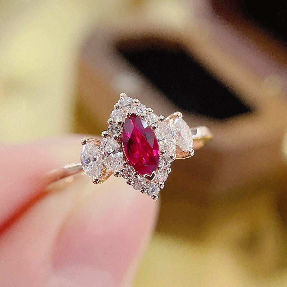 Express Shipping 18k Gold 0.57 Ctw Natural Ruby & Diamond Ring - 2