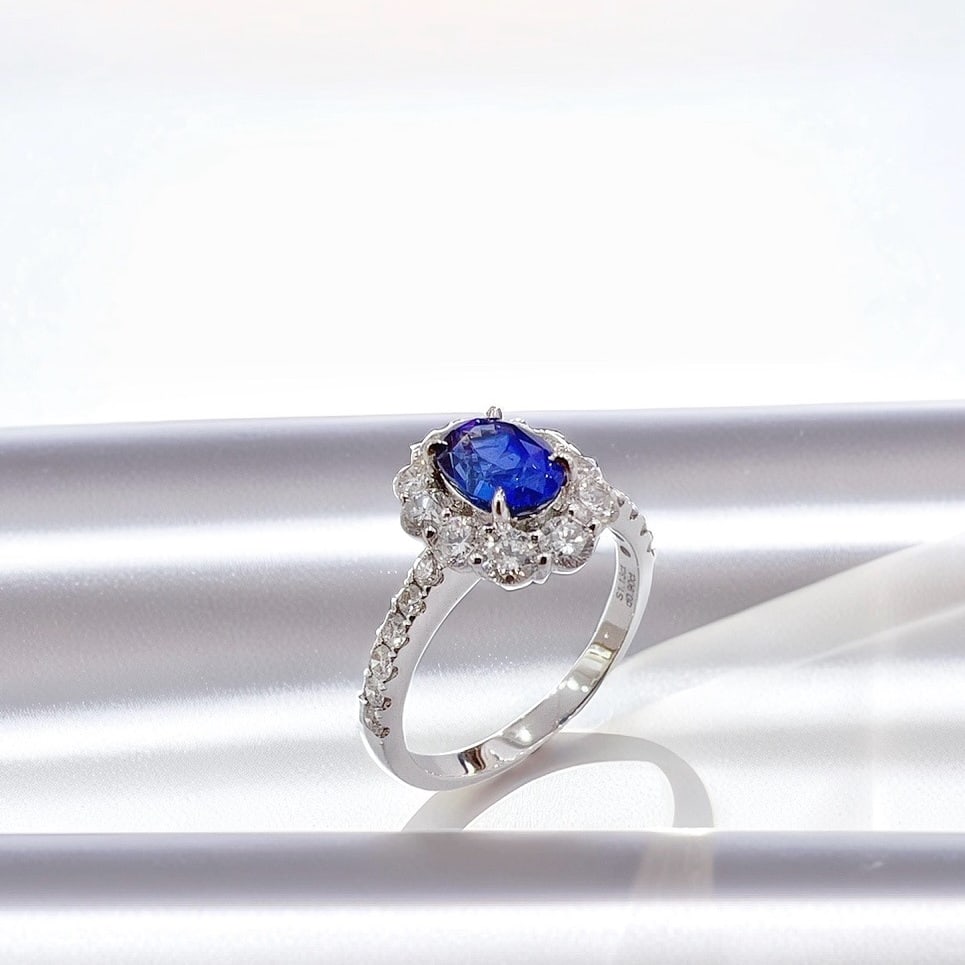 Express Shipping 18k Gold 2.03 Ctw Vivid Blue Natural Sapphire & Diamond Ring - 3
