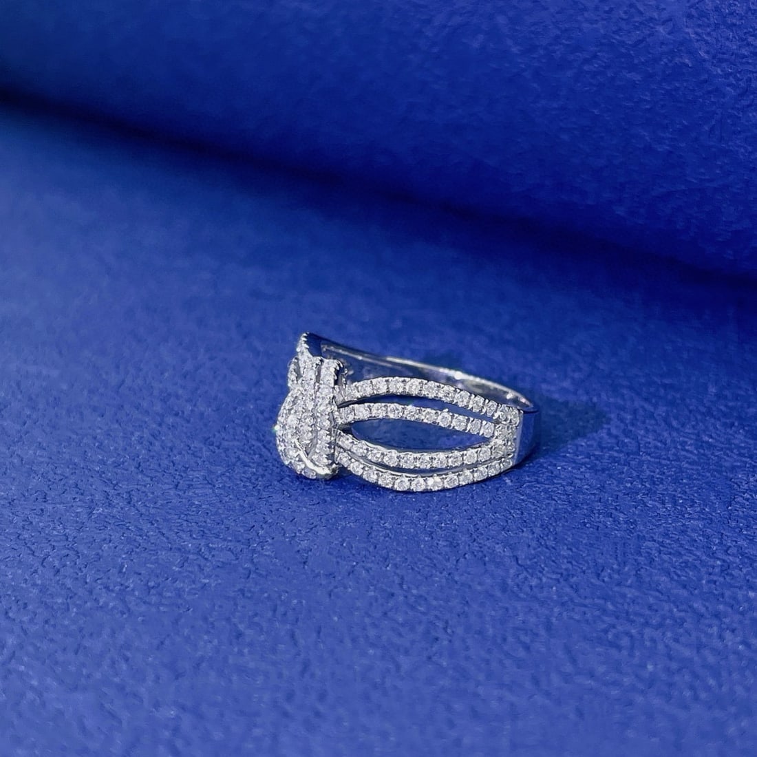 Express Shipping 18k Gold 0.60 Ct Natural H Diamond Ring - 4