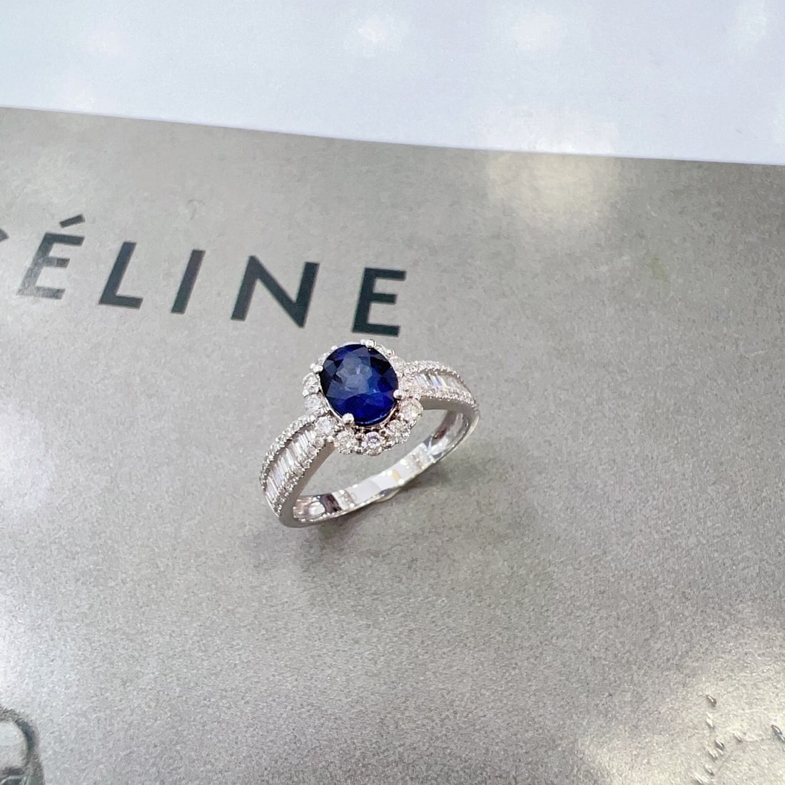 Express Shipping 18k Gold 1.56 Ctw Natural Sapphire & Diamond Ring - 3