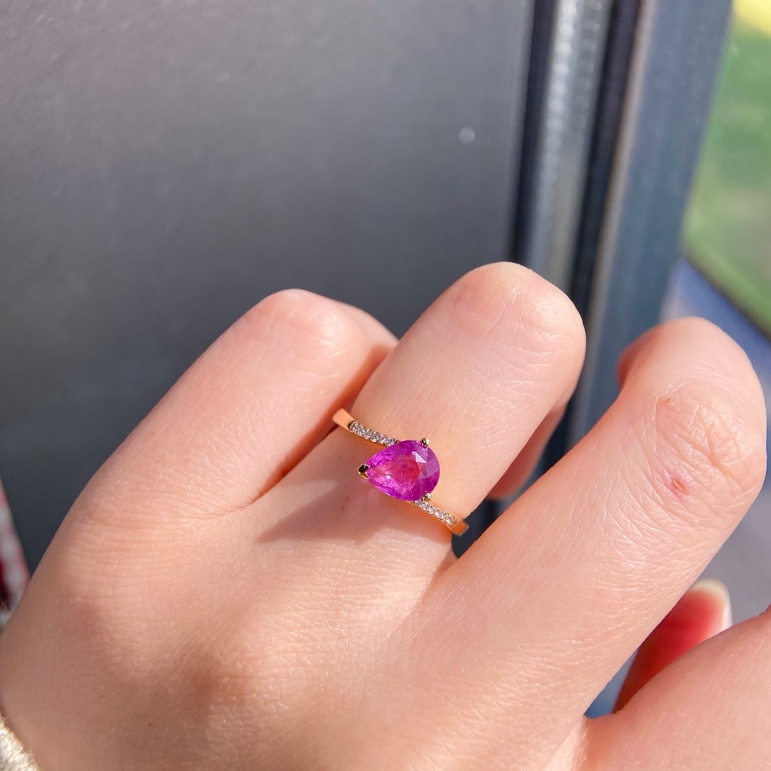 Express Shipping 18k Gold 1.38 Ctw Natural Ruby & Diamond Ring - 2