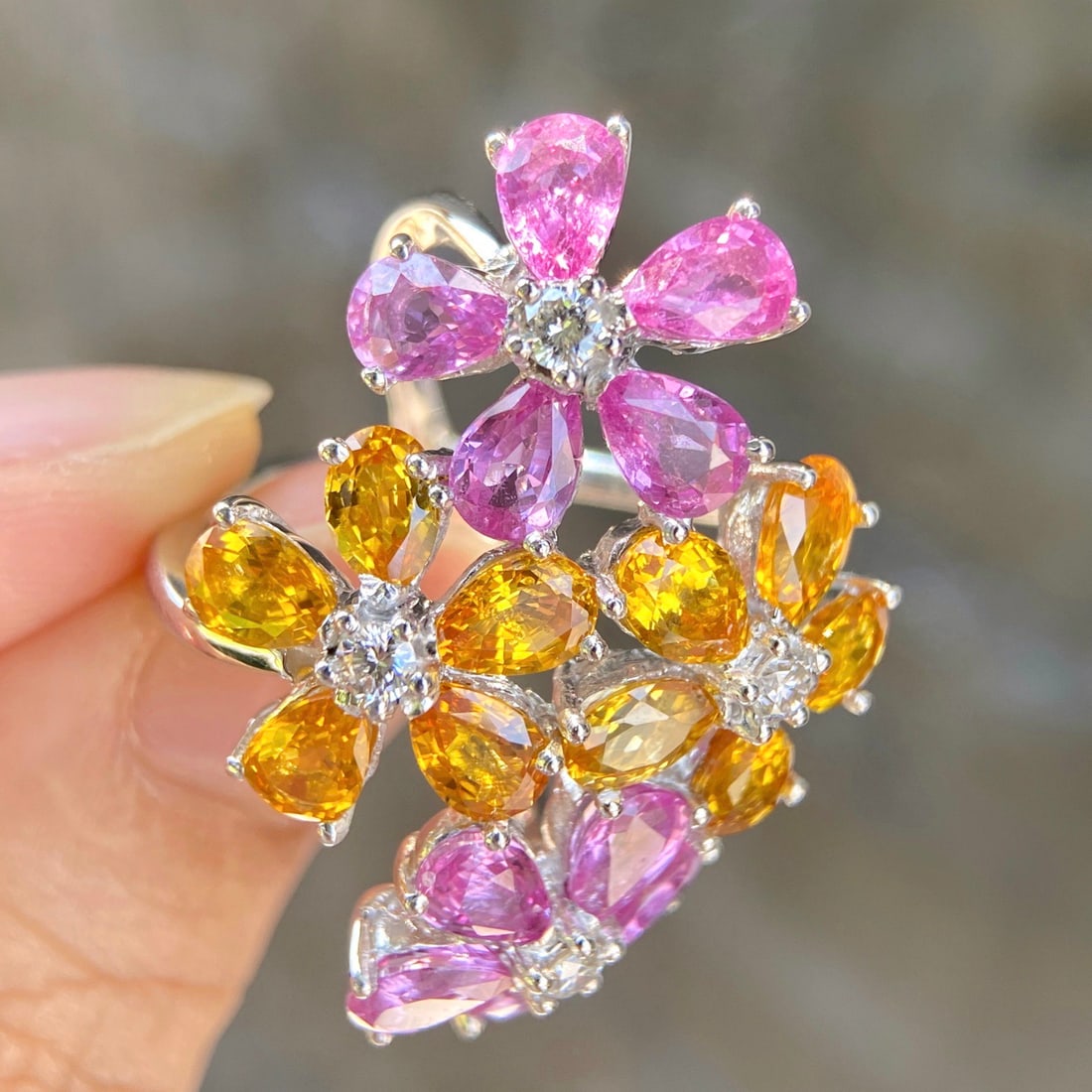 Express Shipping 18k Gold 11.37 Ctw Natural Sapphire & Diamond Ring - 2