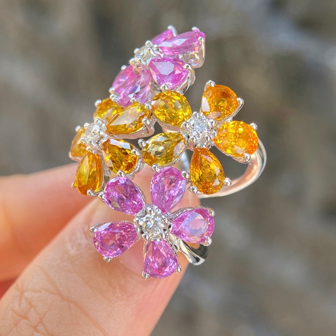 Express Shipping 18k Gold 11.37 Ctw Natural Sapphire & Diamond Ring - 3